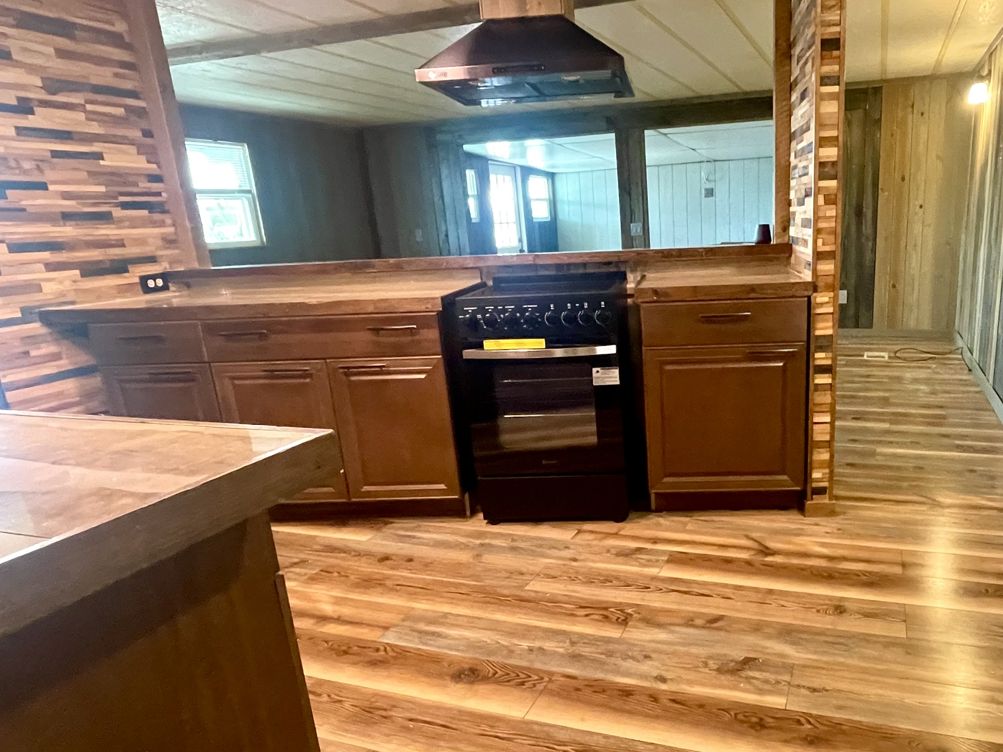 307 Colony Drive North, Ellenton, Florida 34222, 2 Bedrooms Bedrooms, ,2 BathroomsBathrooms,55-Plus Mobile Home,For Sale,Colony Drive North,4849