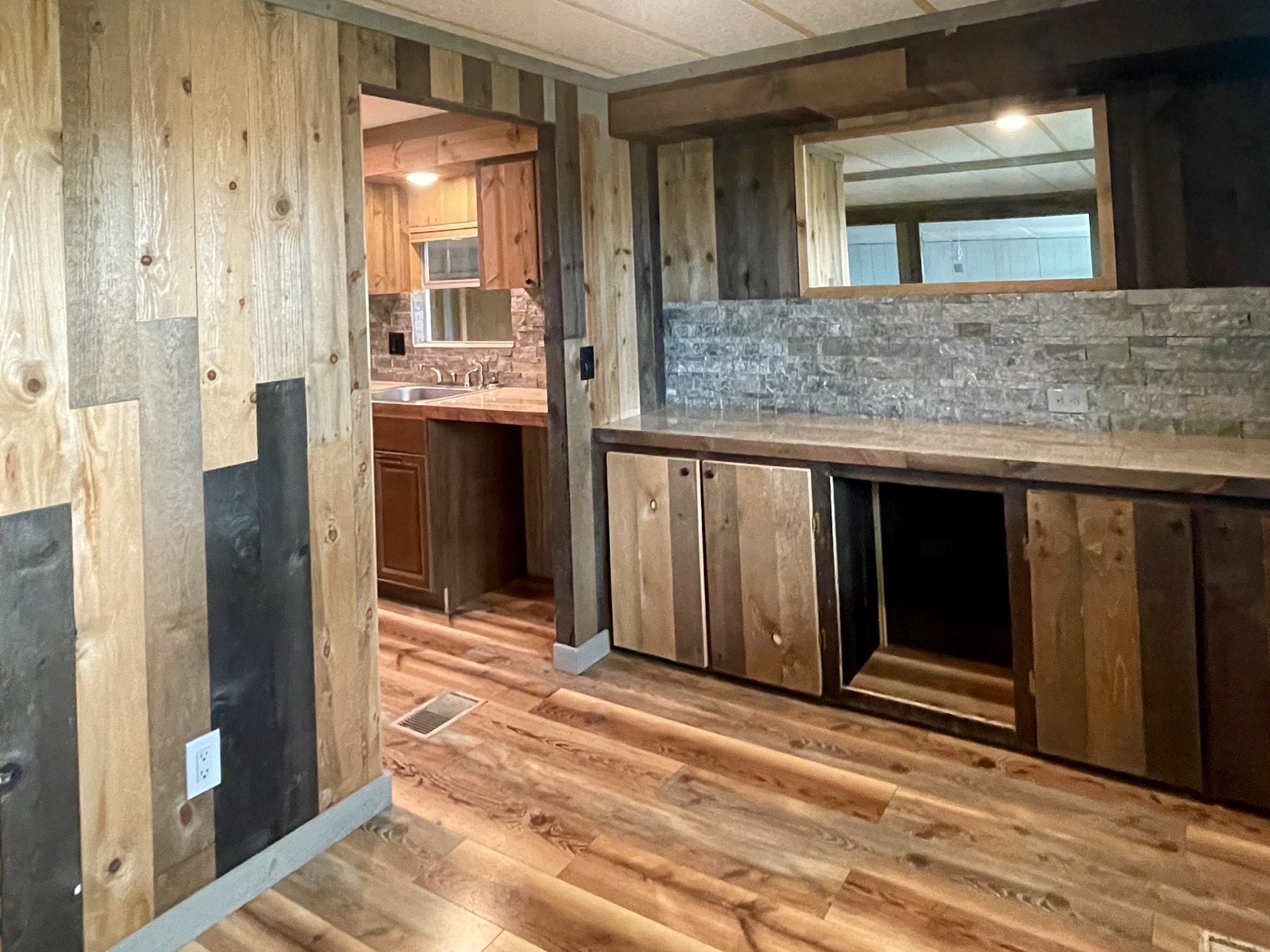 307 Colony Drive North, Ellenton, Florida 34222, 2 Bedrooms Bedrooms, ,2 BathroomsBathrooms,55-Plus Mobile Home,For Sale,Colony Drive North,4849