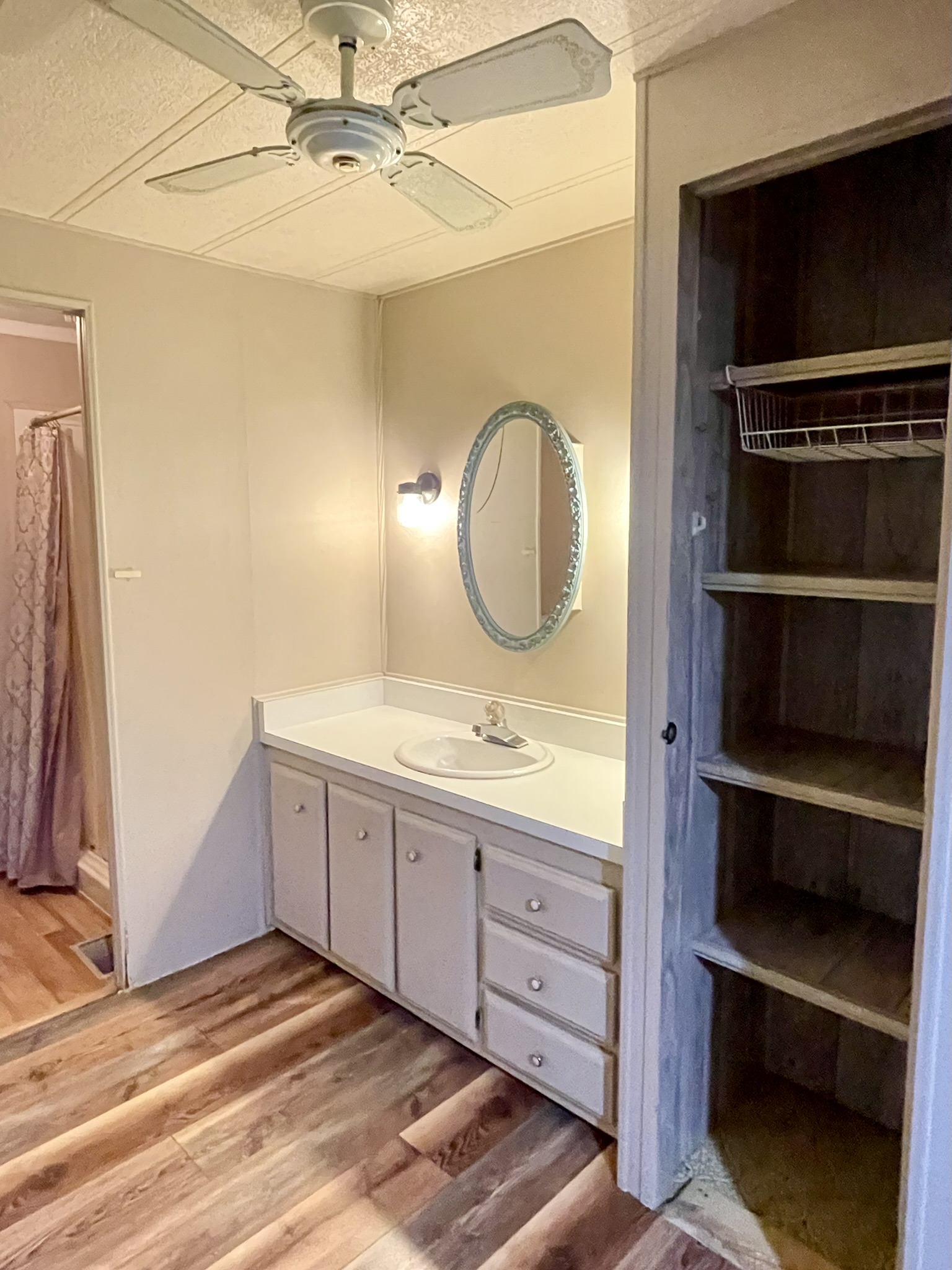 307 Colony Drive North, Ellenton, Florida 34222, 2 Bedrooms Bedrooms, ,2 BathroomsBathrooms,55-Plus Mobile Home,For Sale,Colony Drive North,4849