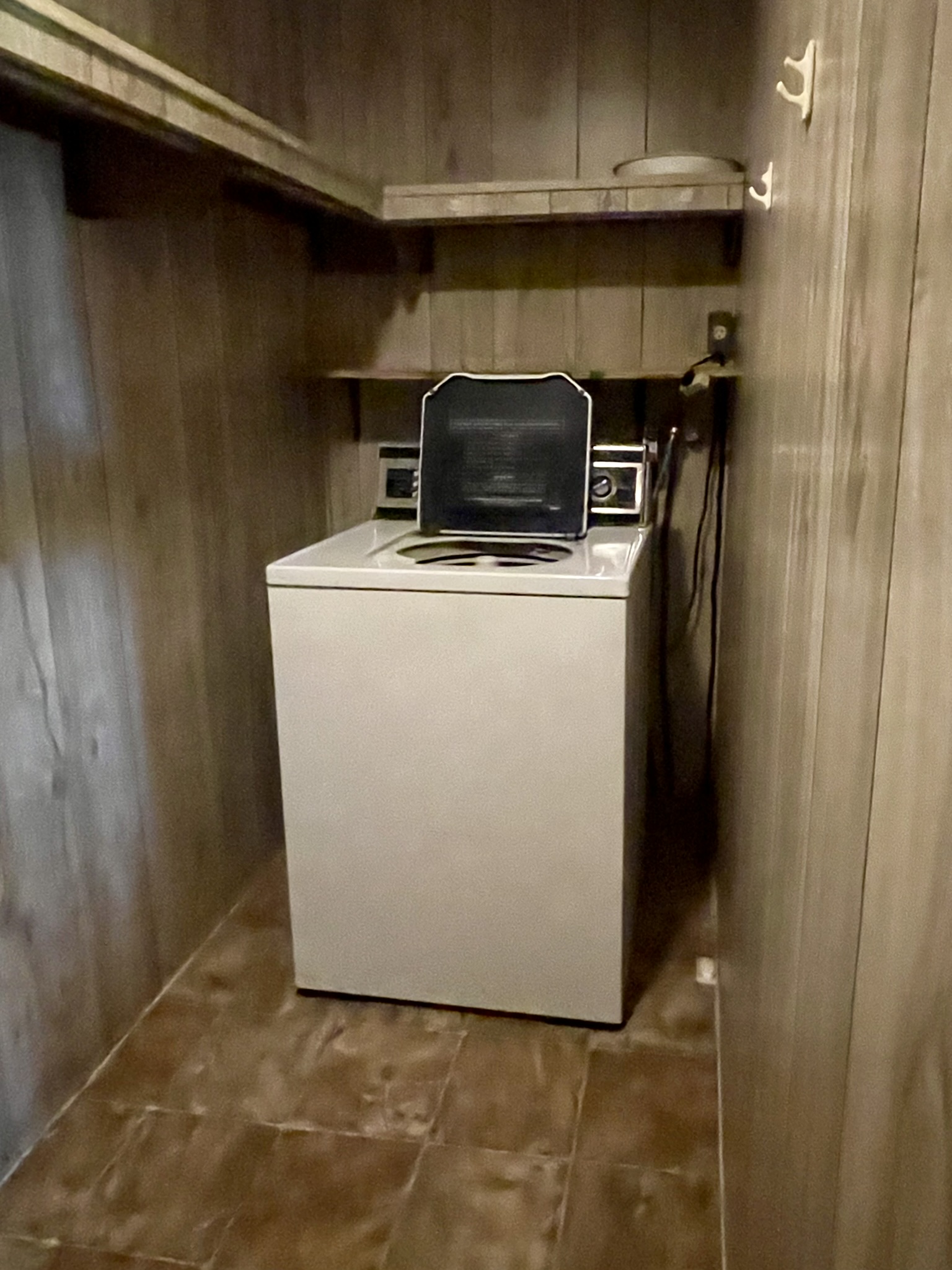 307 Colony Drive North, Ellenton, Florida 34222, 2 Bedrooms Bedrooms, ,2 BathroomsBathrooms,55-Plus Mobile Home,For Sale,Colony Drive North,4849