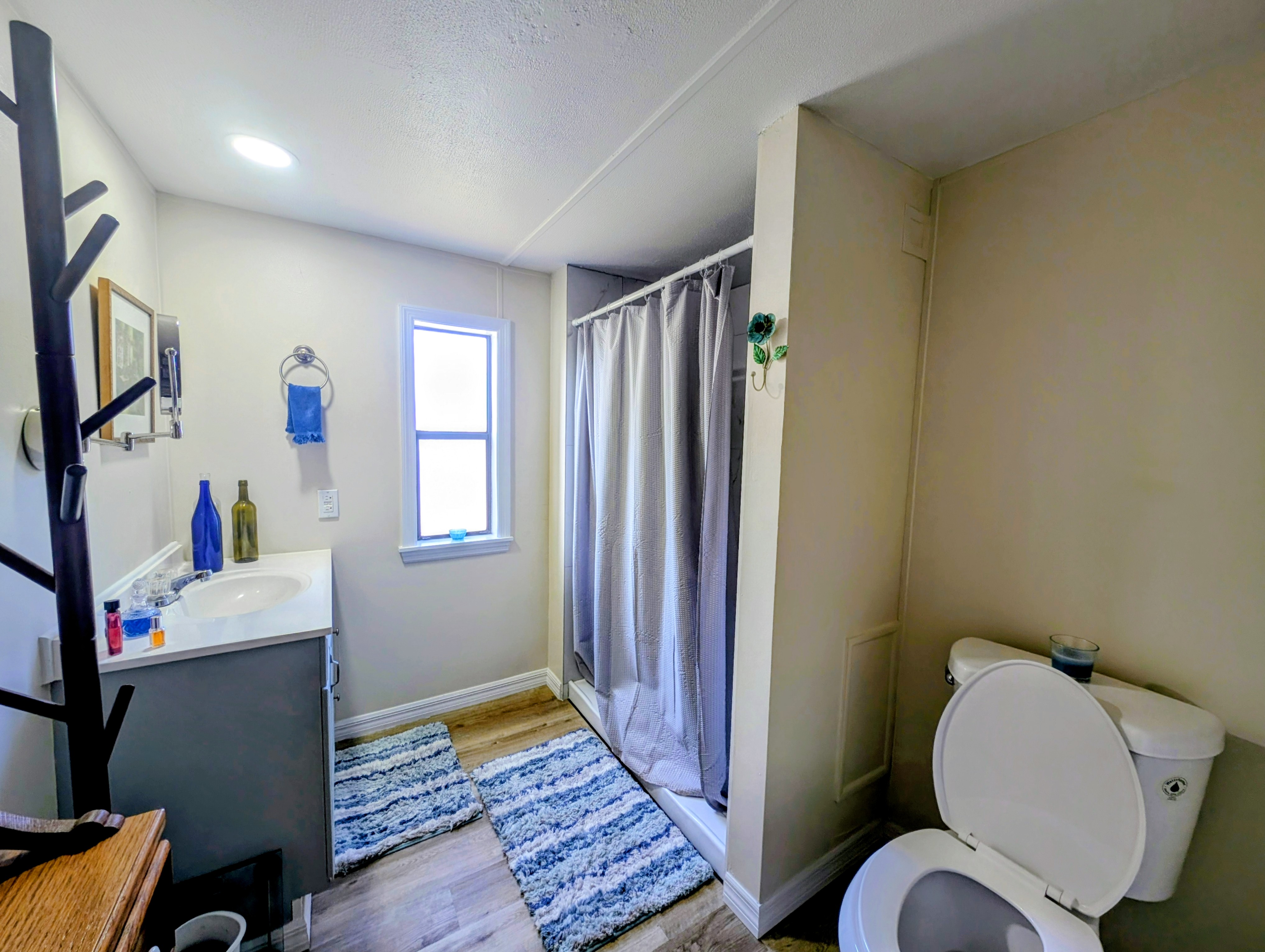 620 Sundrop Circle, Ruskin, Florida 33570, 2 Bedrooms Bedrooms, ,2 BathroomsBathrooms,55-Plus Mobile Home,For Sale,Sundrop Circle,4853