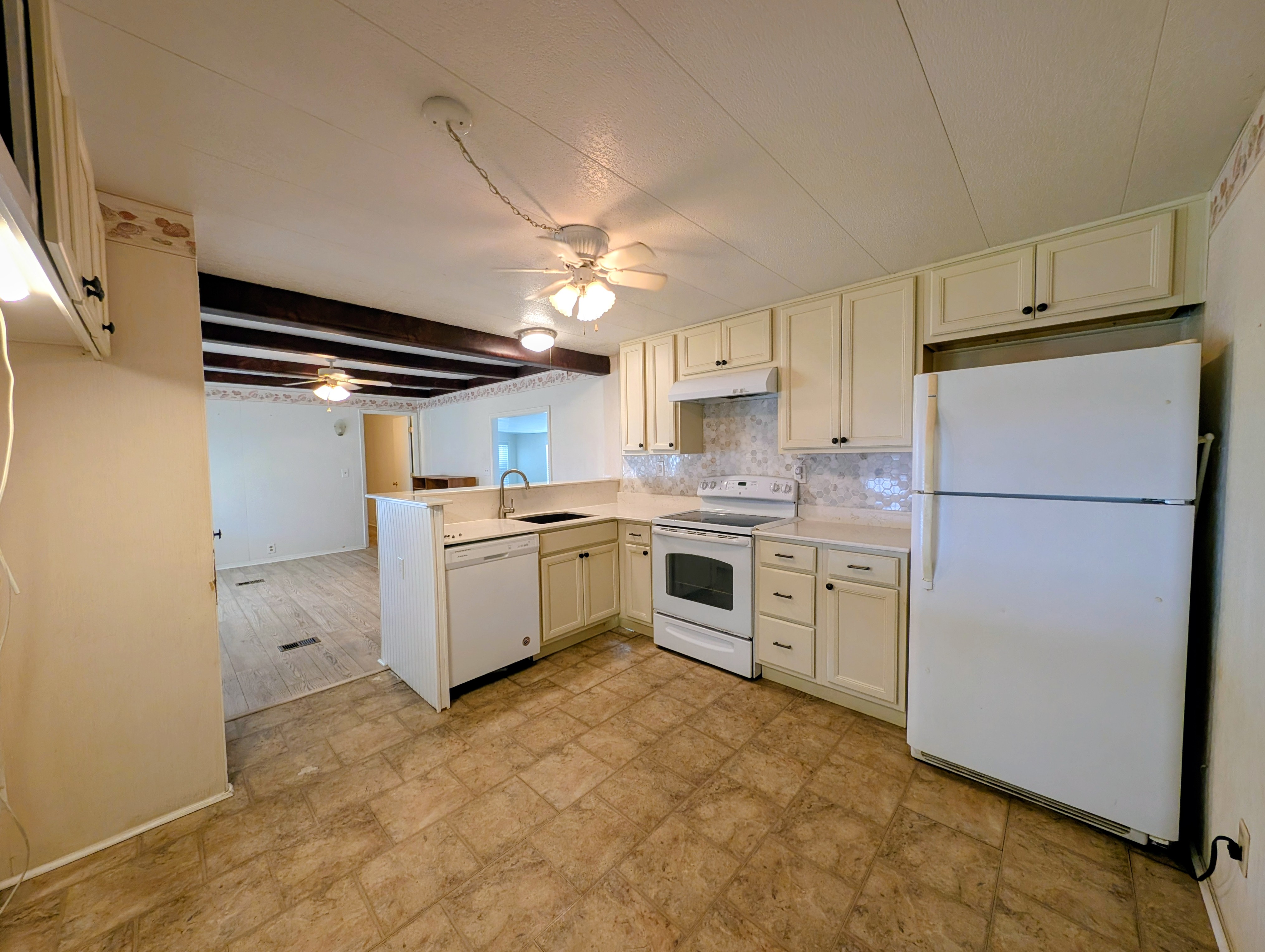 4112 Honolulu Dr, Ruskin, Florida 33570, 2 Bedrooms Bedrooms, ,2 BathroomsBathrooms,55-Plus Mobile Home,For Sale,Honolulu Dr,4854