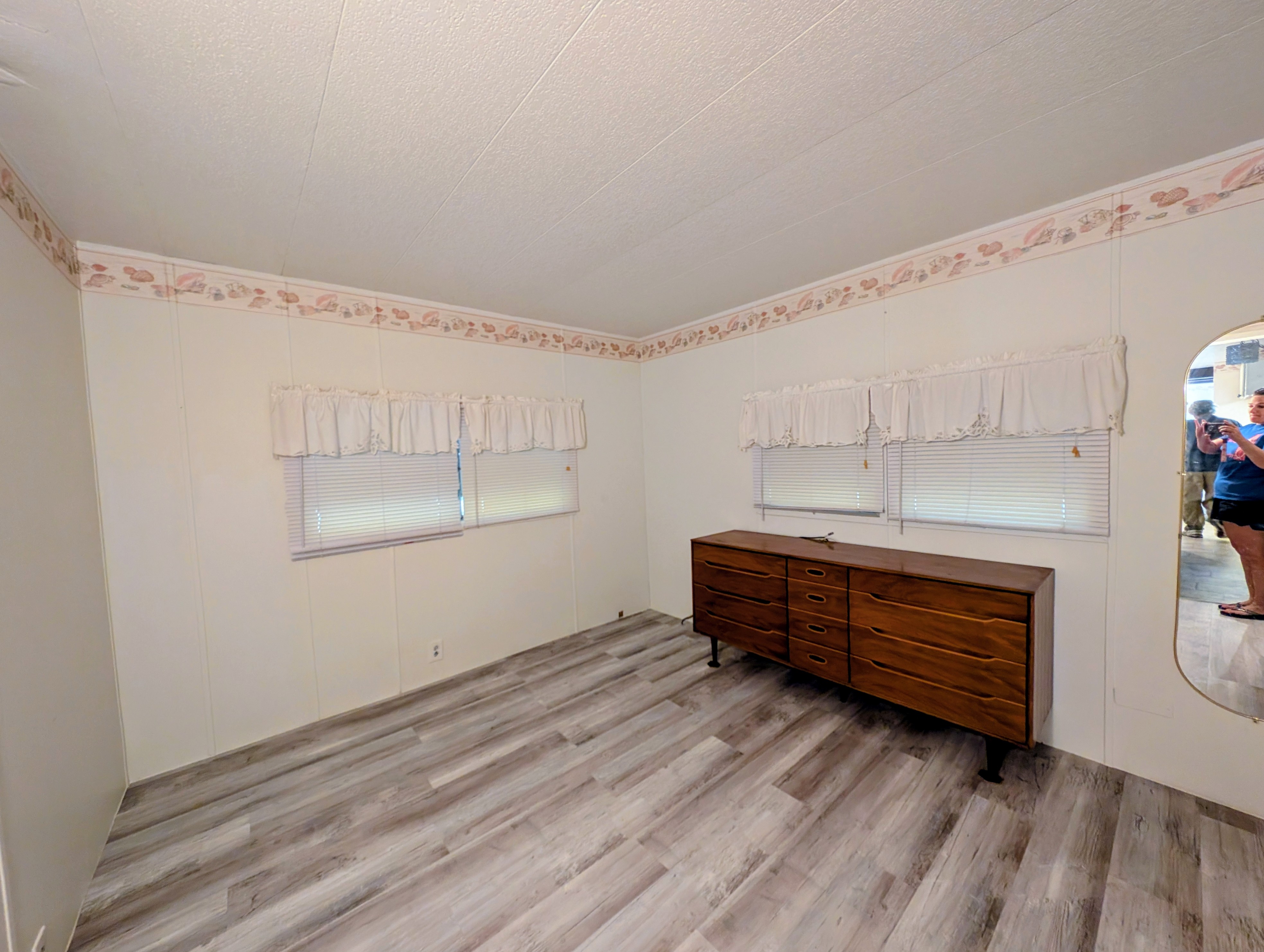 4112 Honolulu Dr, Ruskin, Florida 33570, 2 Bedrooms Bedrooms, ,2 BathroomsBathrooms,55-Plus Mobile Home,For Sale,Honolulu Dr,4854