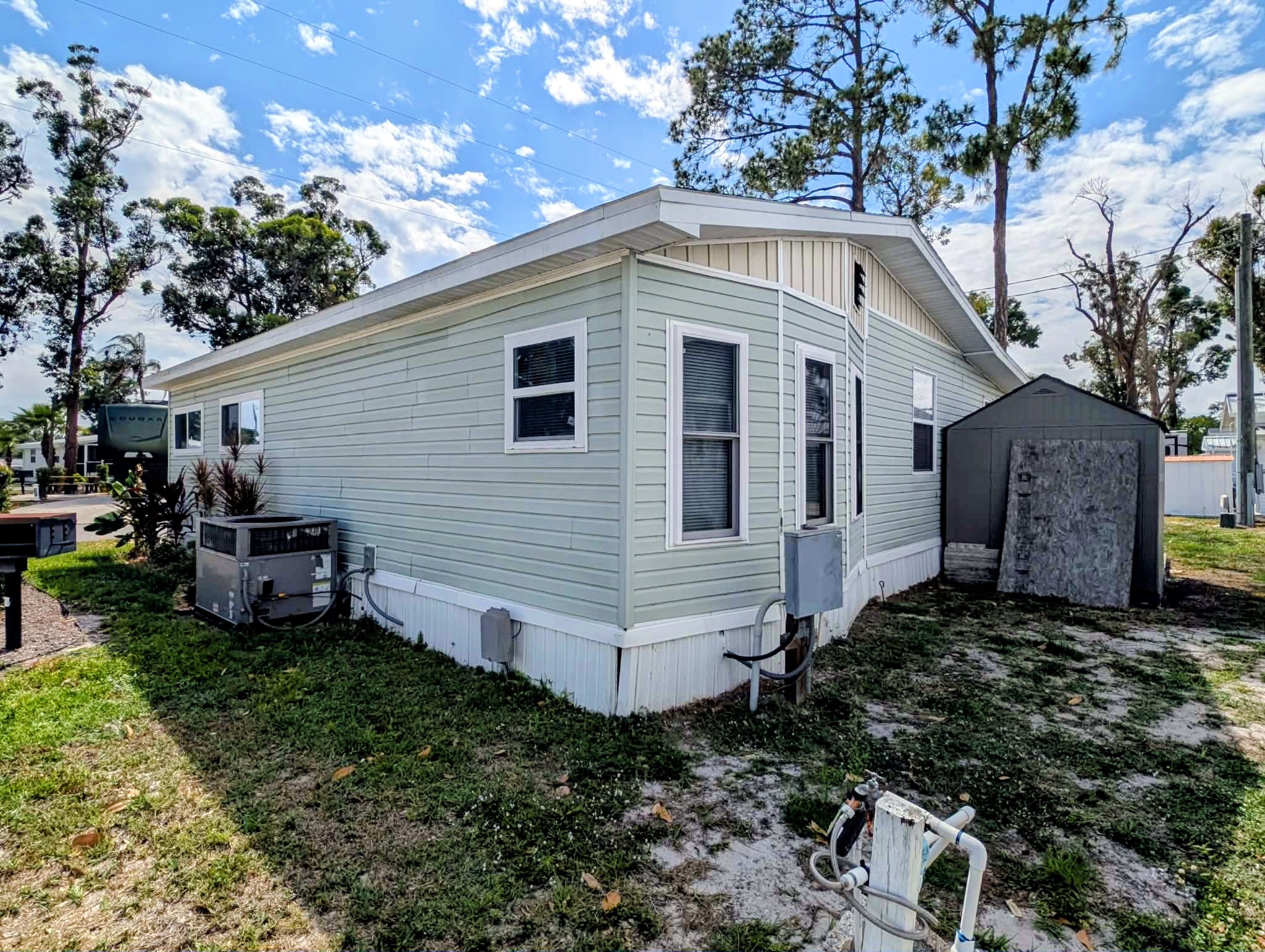 2206 Chaney Dr, Lot 407, Ruskin, Florida 33570, 2 Bedrooms Bedrooms, ,2 BathroomsBathrooms,55-Plus Mobile Home,For Sale,Chaney Dr, Lot 407,4855