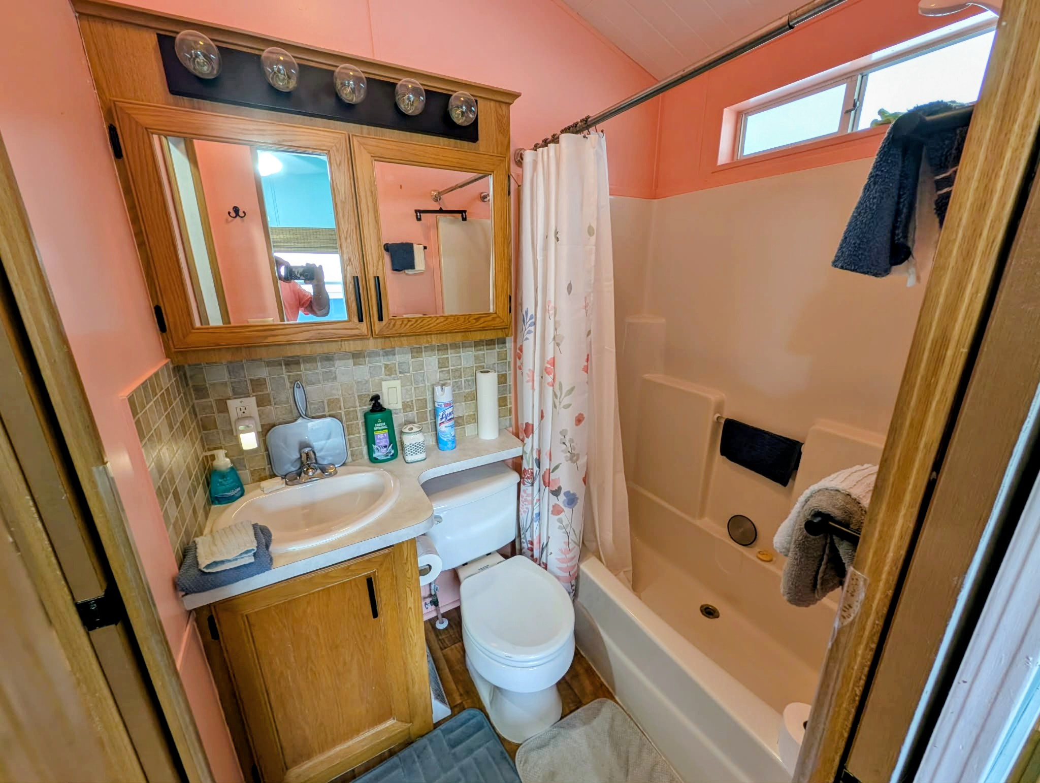 126 Wildwood Lane, Thonotosassa, Florida 33592, 1 Bedroom Bedrooms, ,1 BathroomBathrooms,55-Plus Mobile Home,For Sale,Wildwood Lane,4857