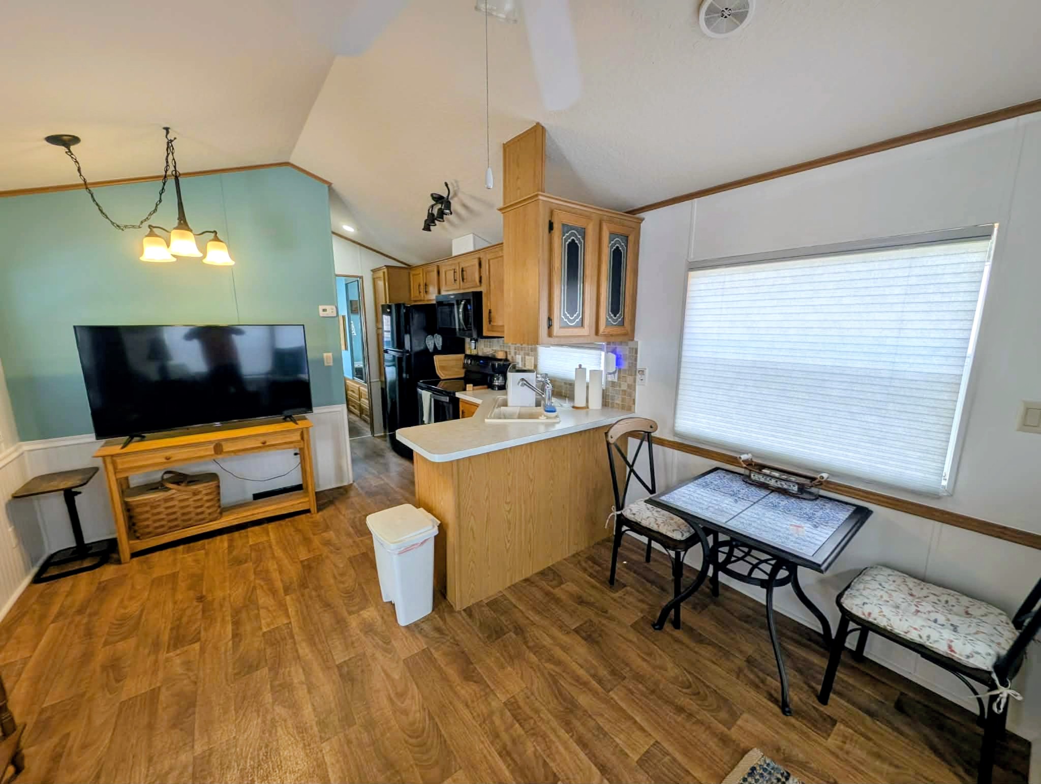 126 Wildwood Lane, Thonotosassa, Florida 33592, 1 Bedroom Bedrooms, ,1 BathroomBathrooms,55-Plus Mobile Home,For Sale,Wildwood Lane,4857