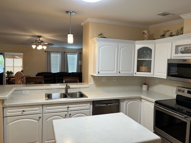 6514 Lacey Ln, Ellenton, Florida 34222, 3 Bedrooms Bedrooms, ,2 BathroomsBathrooms,55-Plus Mobile Home,For Sale,Lacey Ln,4859