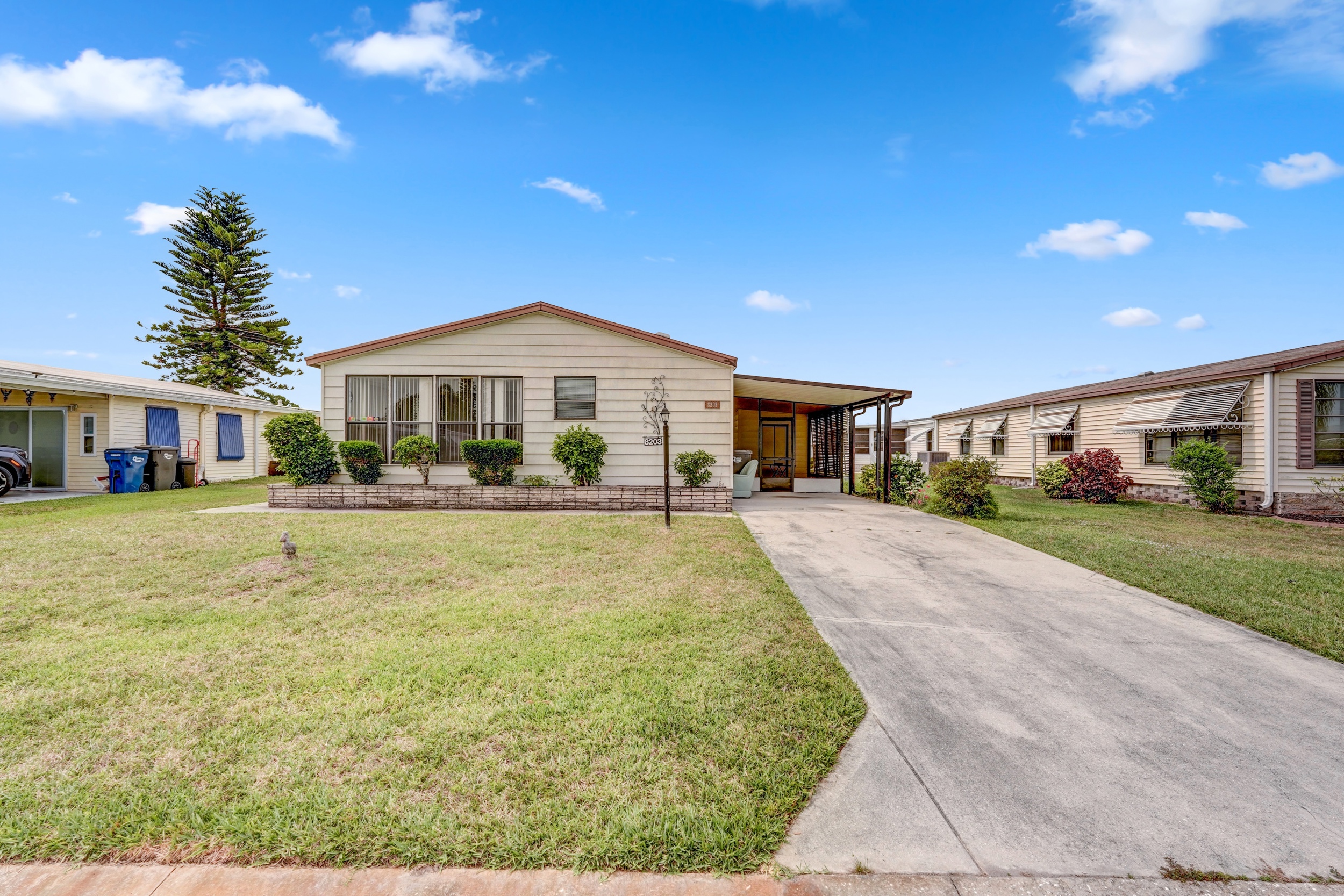 8203 Limetree Way, Ellenton, Florida 34222, 2 Bedrooms Bedrooms, ,2 BathroomsBathrooms,55-Plus Mobile Home,For Sale,Limetree Way,4860