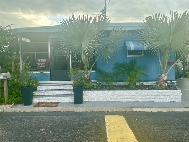 1280 Lakeview Rd, Lot 211, Clearwater, Florida 33756, 2 Bedrooms Bedrooms, ,2 BathroomsBathrooms,55-Plus Mobile Home,For Sale,Lakeview Rd, Lot 211,4863