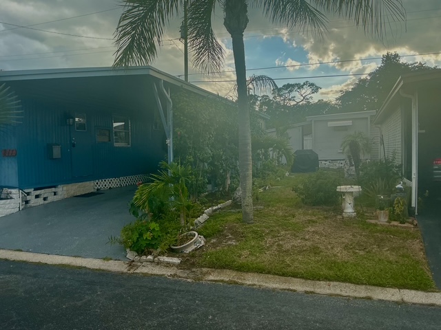 1280 Lakeview Rd, Lot 211, Clearwater, Florida 33756, 2 Bedrooms Bedrooms, ,2 BathroomsBathrooms,55-Plus Mobile Home,For Sale,Lakeview Rd, Lot 211,4863