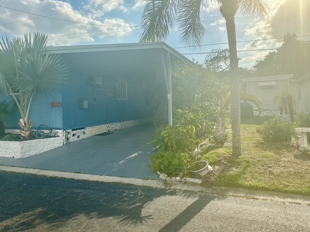 1280 Lakeview Rd, Lot 211, Clearwater, Florida 33756, 2 Bedrooms Bedrooms, ,2 BathroomsBathrooms,55-Plus Mobile Home,For Sale,Lakeview Rd, Lot 211,4863