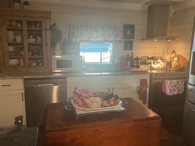 1280 Lakeview Rd, Lot 211, Clearwater, Florida 33756, 2 Bedrooms Bedrooms, ,2 BathroomsBathrooms,55-Plus Mobile Home,For Sale,Lakeview Rd, Lot 211,4863
