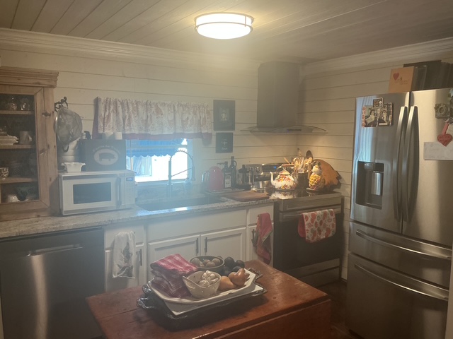 1280 Lakeview Rd, Lot 211, Clearwater, Florida 33756, 2 Bedrooms Bedrooms, ,2 BathroomsBathrooms,55-Plus Mobile Home,For Sale,Lakeview Rd, Lot 211,4863