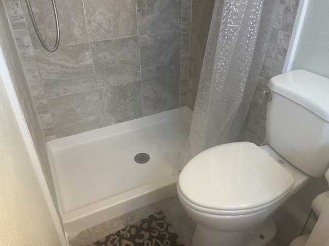 1280 Lakeview Rd, Lot 211, Clearwater, Florida 33756, 2 Bedrooms Bedrooms, ,2 BathroomsBathrooms,55-Plus Mobile Home,For Sale,Lakeview Rd, Lot 211,4863