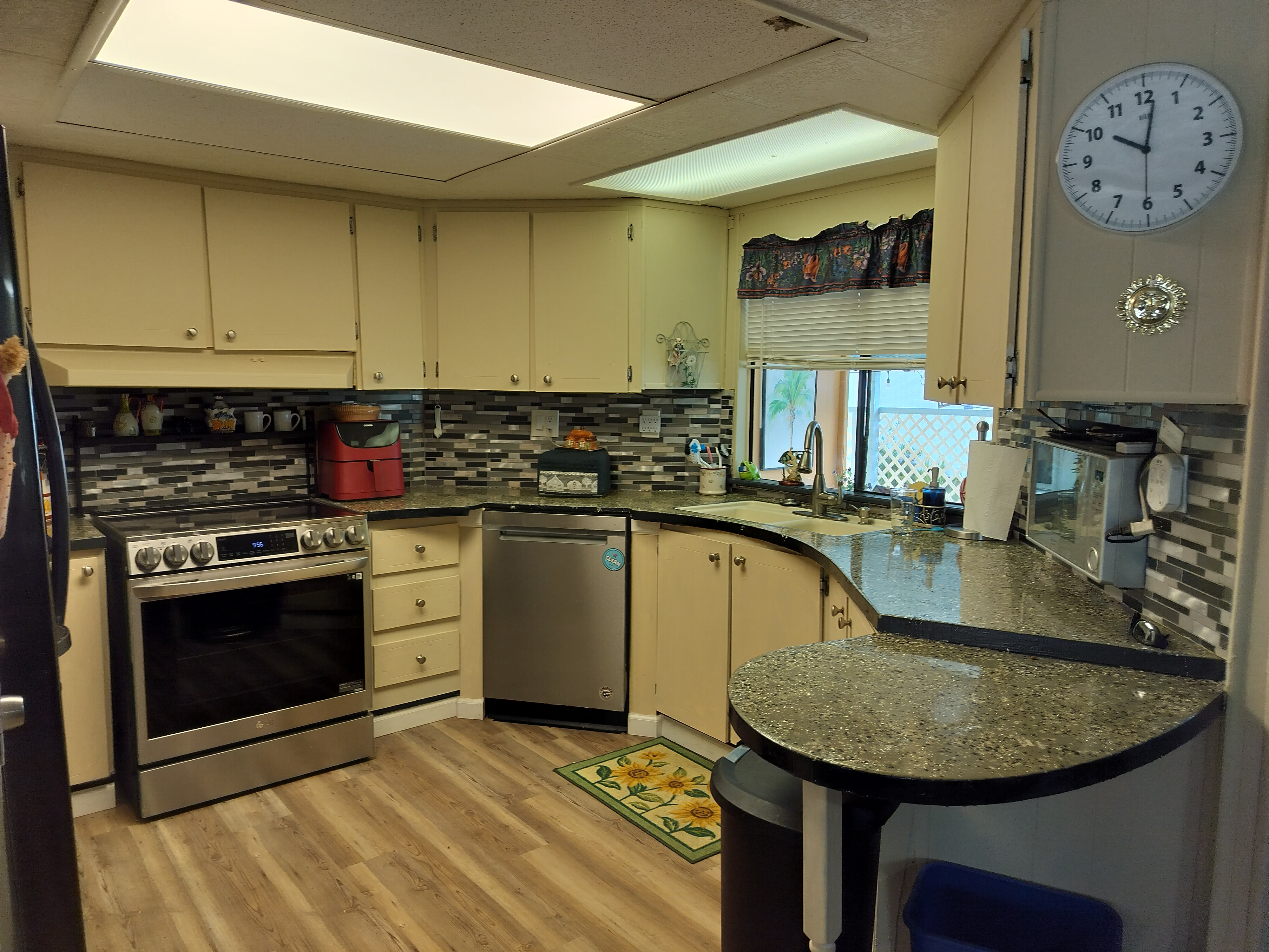 204 Liberty St, Lot 104, Vero Beach, Florida 32966, 2 Bedrooms Bedrooms, ,2 BathroomsBathrooms,55-Plus Mobile Home,For Sale,Liberty St, Lot 104,4868