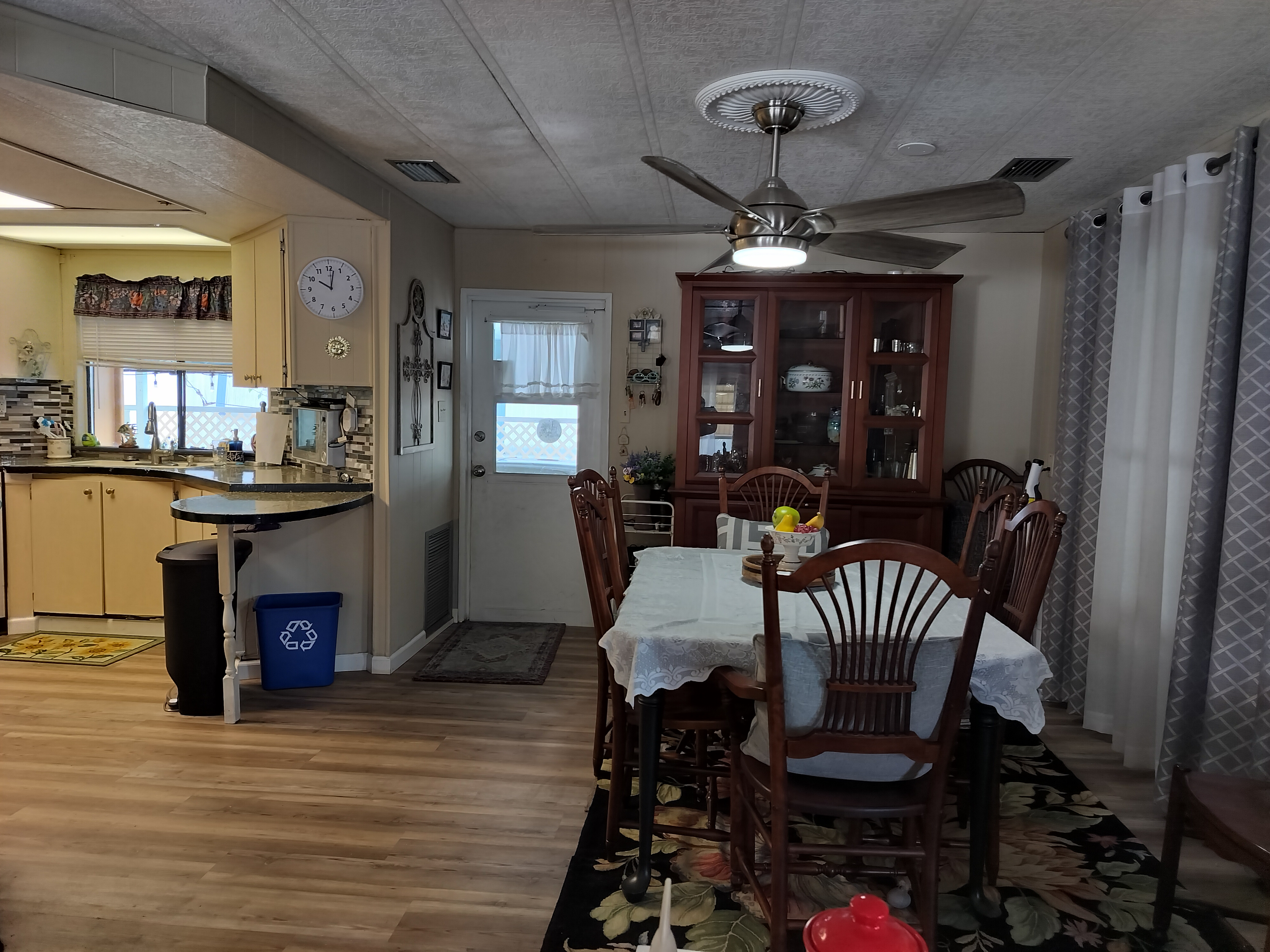 204 Liberty St, Lot 104, Vero Beach, Florida 32966, 2 Bedrooms Bedrooms, ,2 BathroomsBathrooms,55-Plus Mobile Home,For Sale,Liberty St, Lot 104,4868