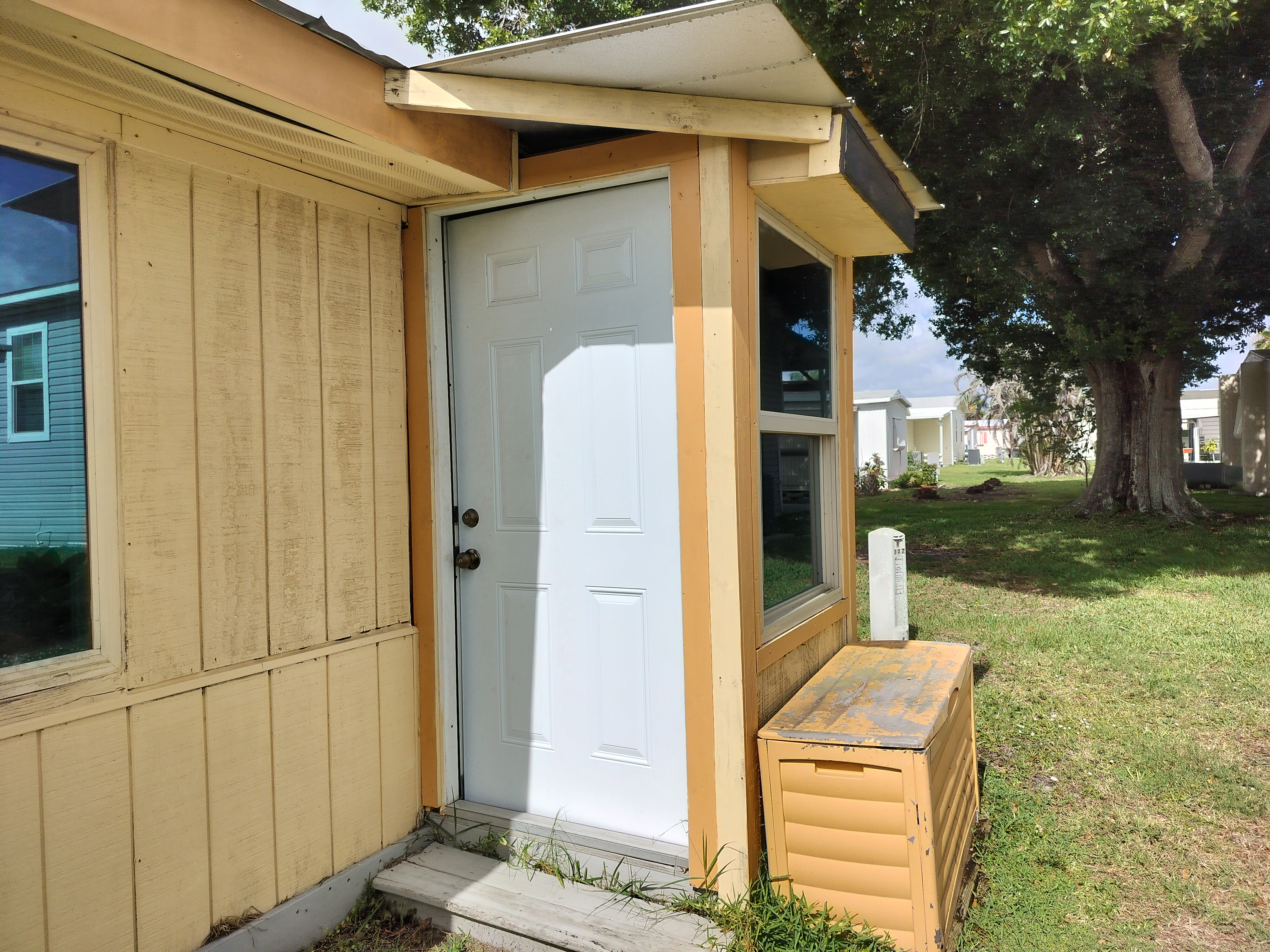 204 Liberty St, Lot 104, Vero Beach, Florida 32966, 2 Bedrooms Bedrooms, ,2 BathroomsBathrooms,55-Plus Mobile Home,For Sale,Liberty St, Lot 104,4868
