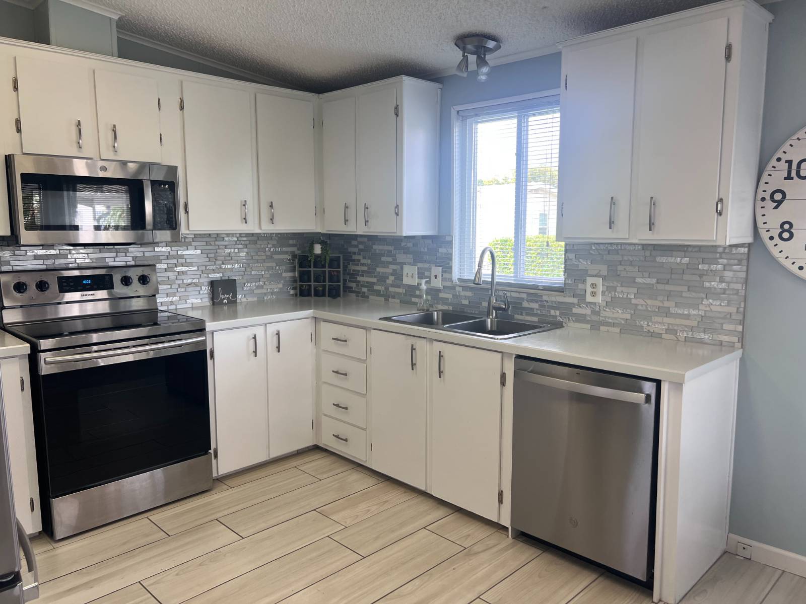 6304 Lichfield Lane, Sarasota, Florida 34241, 2 Bedrooms Bedrooms, ,2 BathroomsBathrooms,55-Plus Mobile Home,For Sale,Lichfield Lane,4872