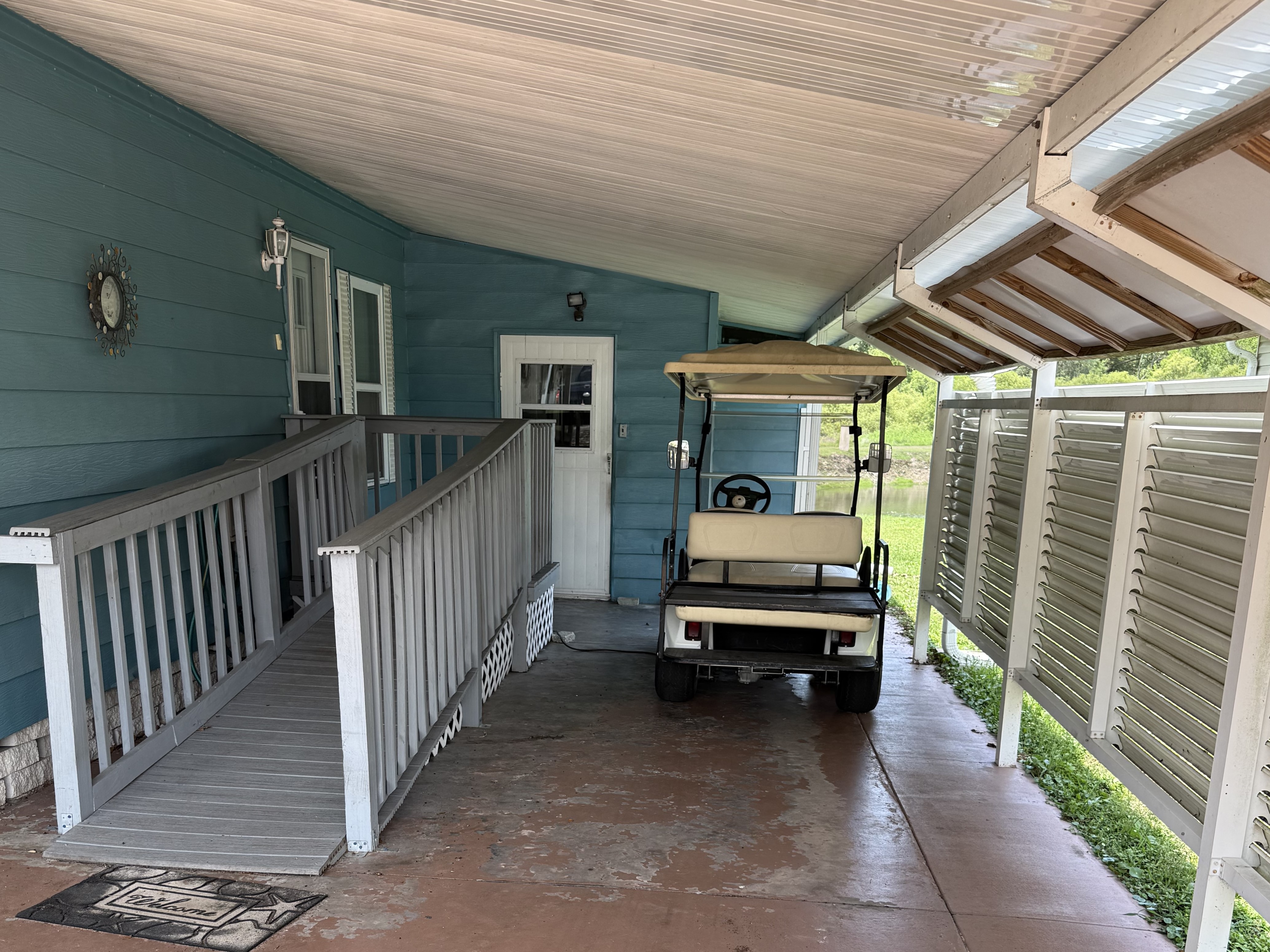 37602 Pompano Court, Zephyrhills, Florida 33541, 2 Bedrooms Bedrooms, ,2 BathroomsBathrooms,55-Plus Mobile Home,For Sale,Pompano Court,4876