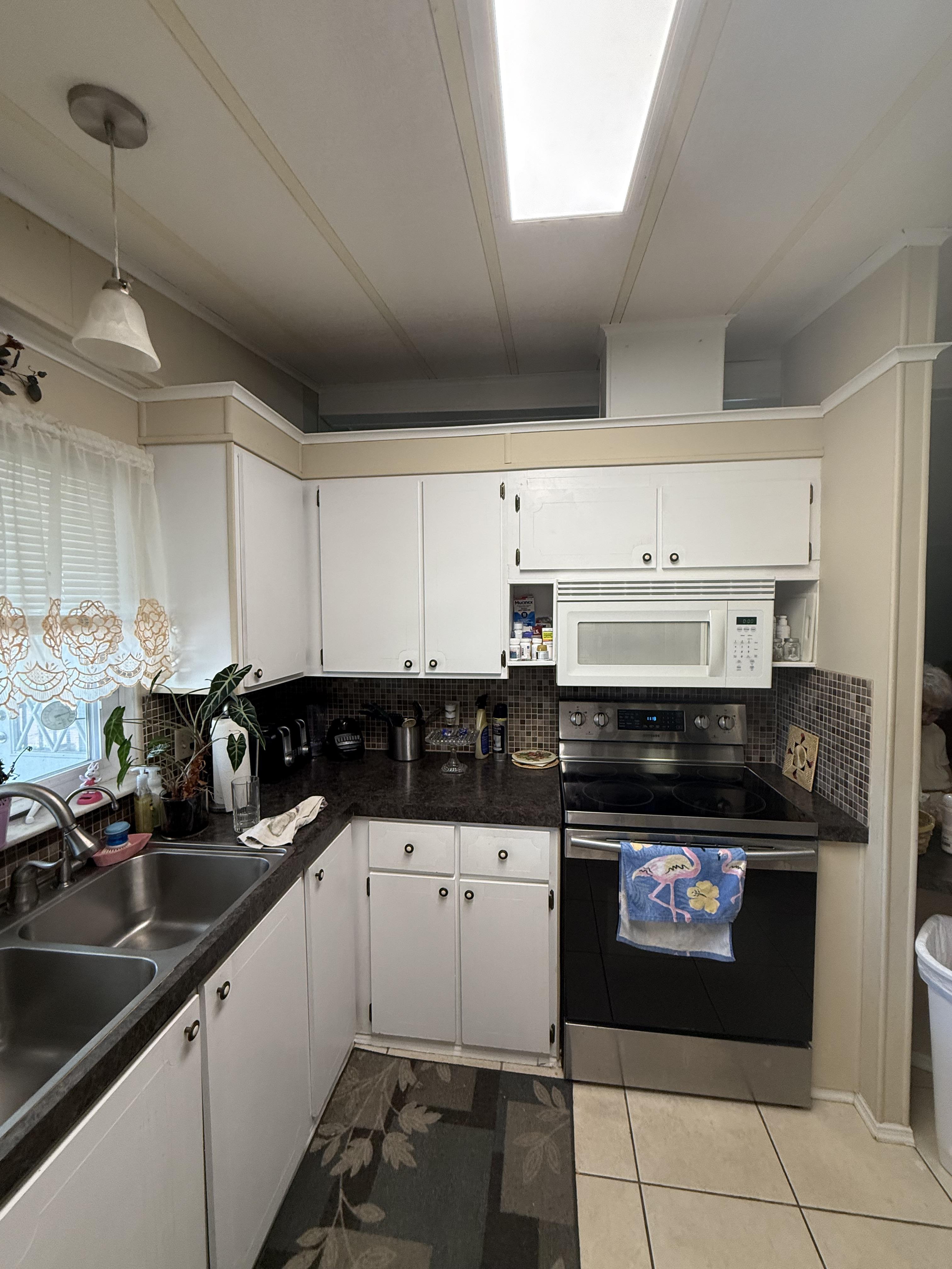 37602 Pompano Court, Zephyrhills, Florida 33541, 2 Bedrooms Bedrooms, ,2 BathroomsBathrooms,55-Plus Mobile Home,For Sale,Pompano Court,4876
