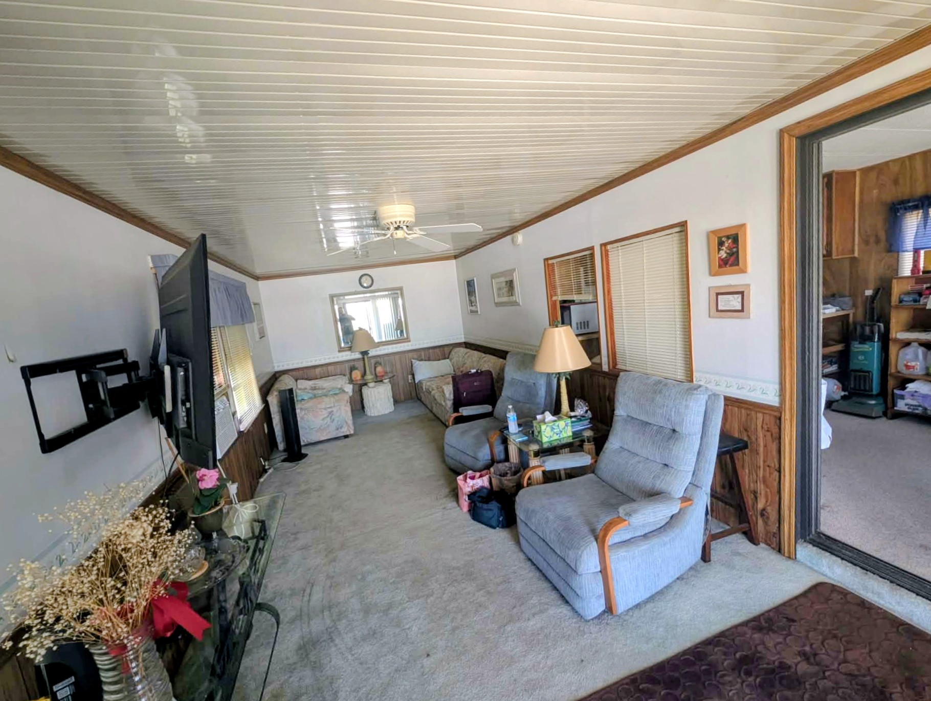4049 Honolulu Dr, Ruskin, Florida 33570, 1 Bedroom Bedrooms, ,1.5 BathroomsBathrooms,55-Plus Mobile Home,For Sale,Honolulu Dr,4880
