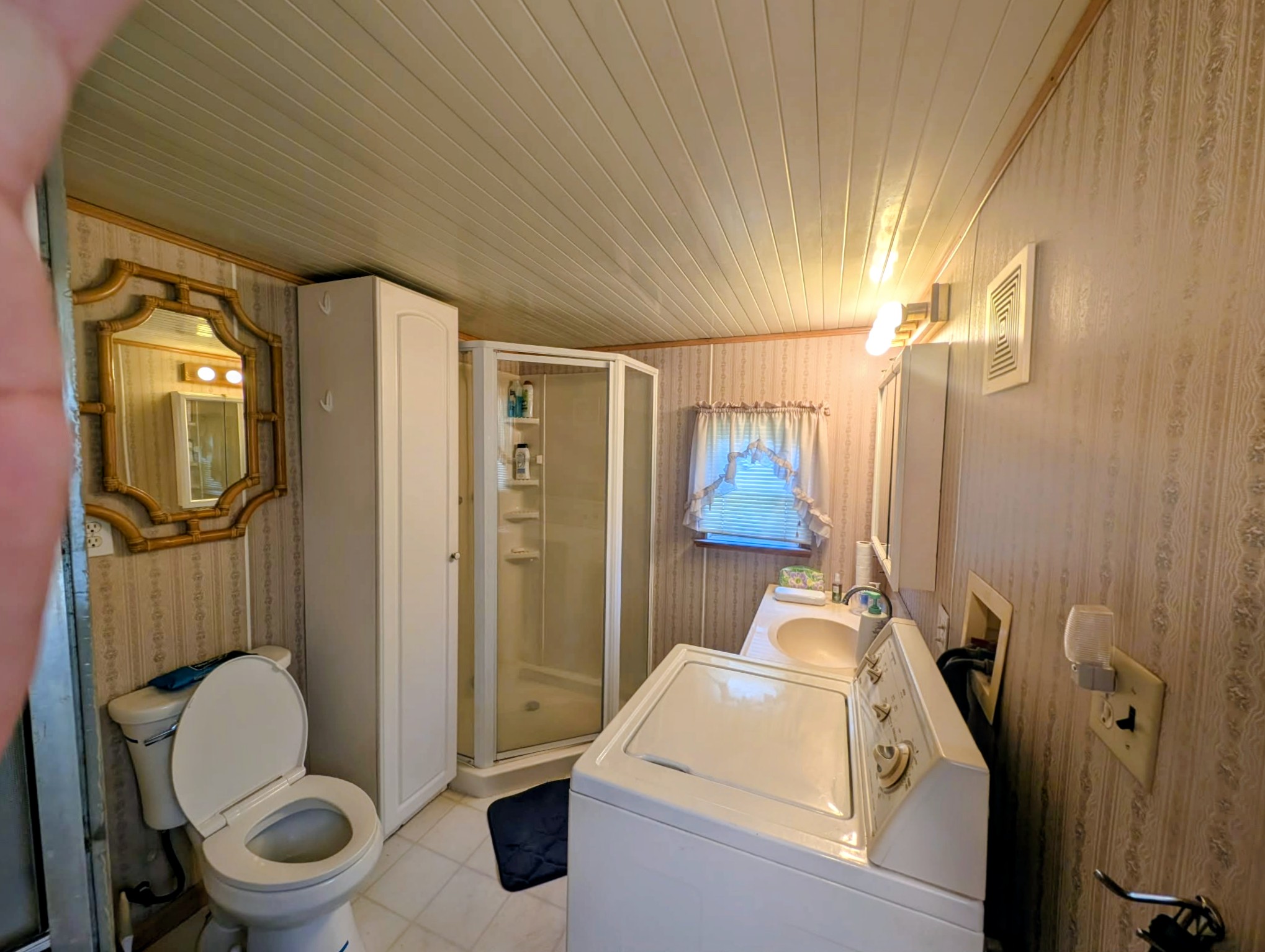 4049 Honolulu Dr, Ruskin, Florida 33570, 1 Bedroom Bedrooms, ,1.5 BathroomsBathrooms,55-Plus Mobile Home,For Sale,Honolulu Dr,4880