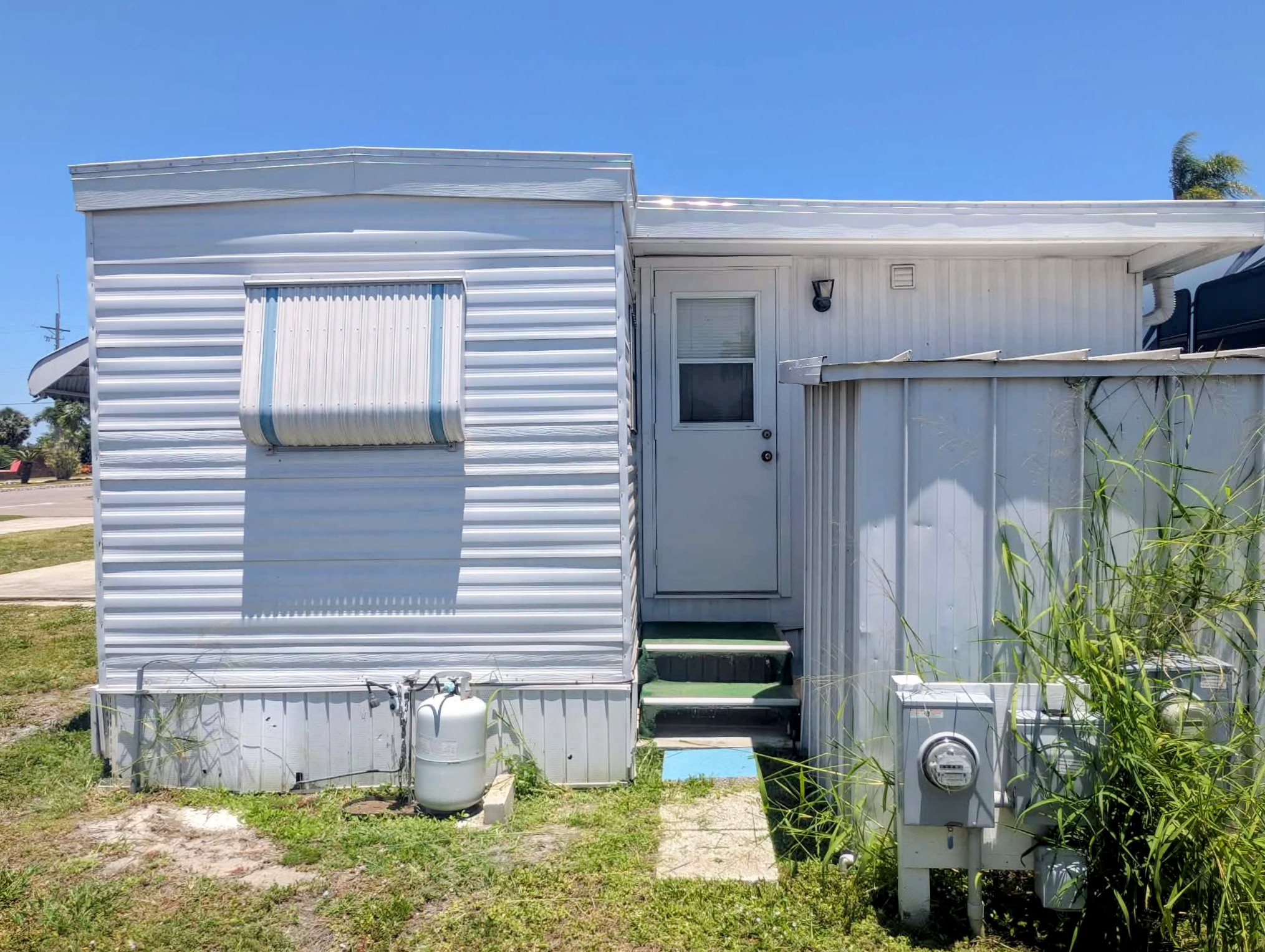 4049 Honolulu Dr, Ruskin, Florida 33570, 1 Bedroom Bedrooms, ,1.5 BathroomsBathrooms,55-Plus Mobile Home,For Sale,Honolulu Dr,4880