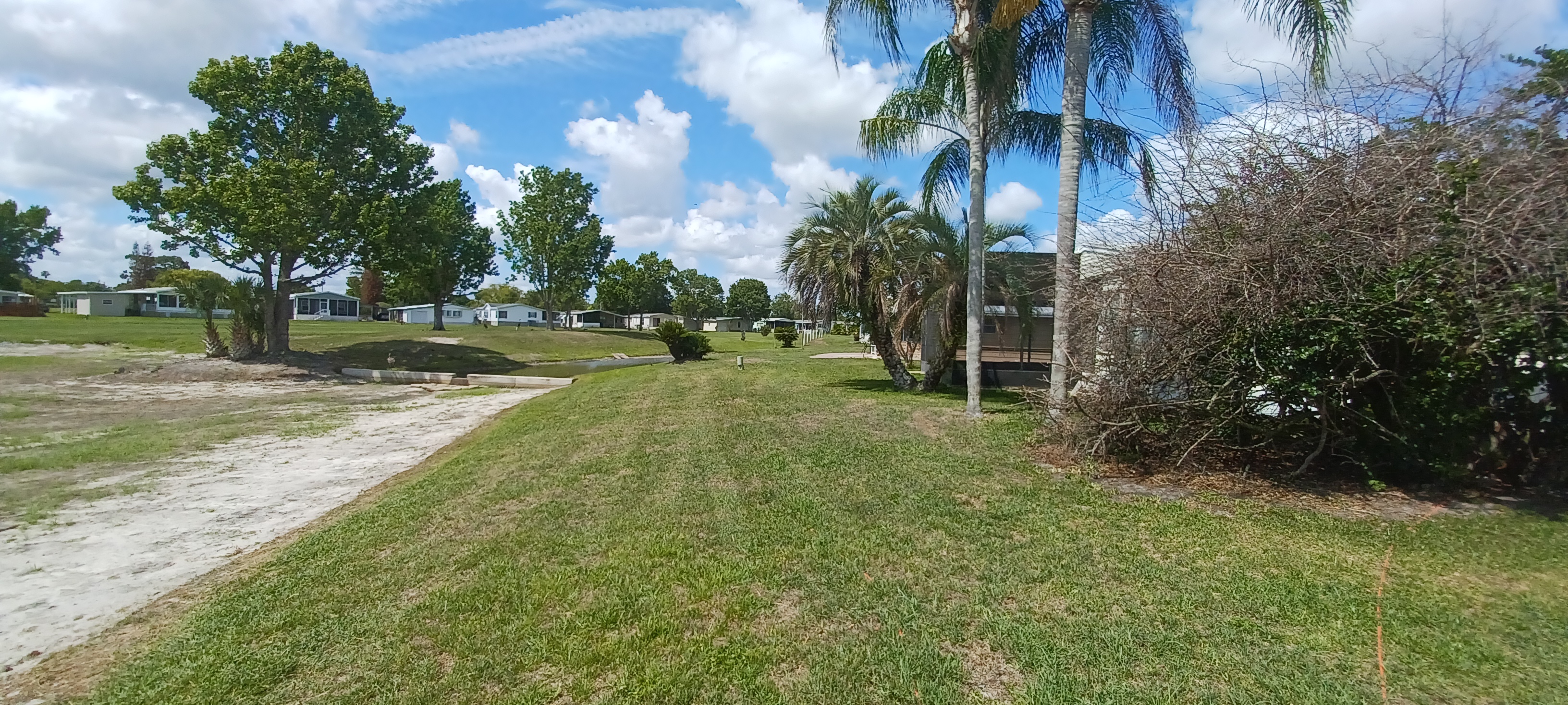 2022 Troon Street, Orlando, Florida 32826, 3 Bedrooms Bedrooms, ,2 BathroomsBathrooms,55-Plus Mobile Home,For Sale,Troon Street,4882