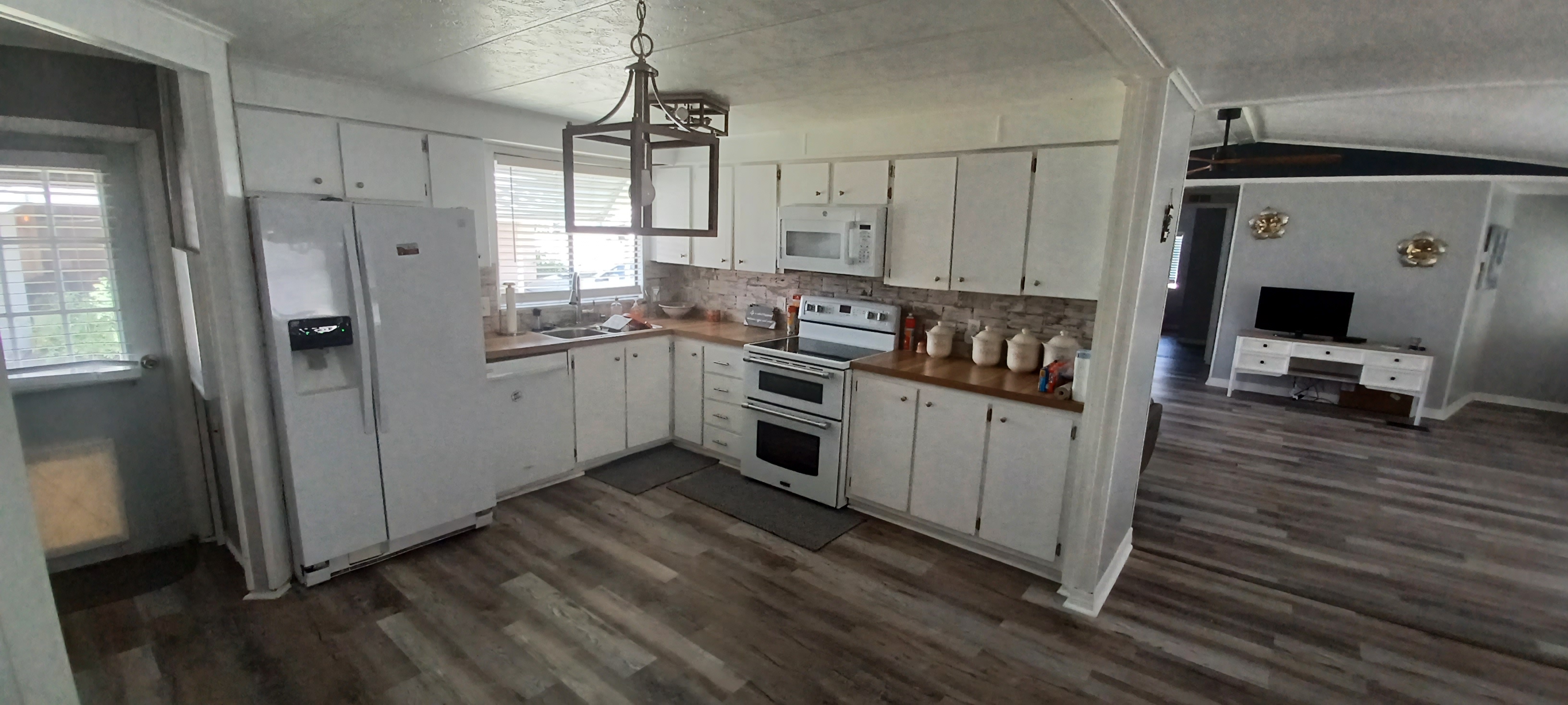 2022 Troon Street, Orlando, Florida 32826, 3 Bedrooms Bedrooms, ,2 BathroomsBathrooms,55-Plus Mobile Home,For Sale,Troon Street,4882