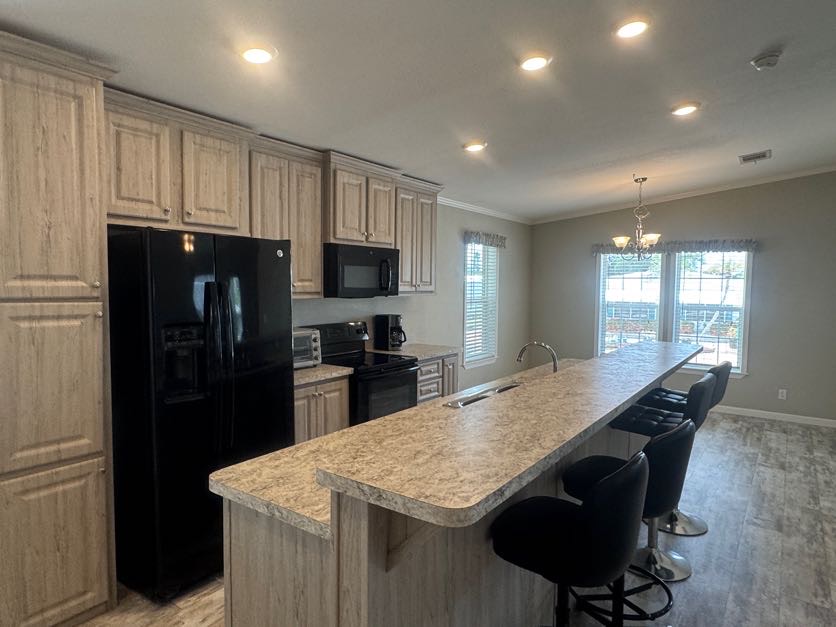 7327 Westwood Drive, Ellenton, Florida 34222, 3 Bedrooms Bedrooms, ,2 BathroomsBathrooms,55-Plus Mobile Home,For Sale,Westwood Drive,4883