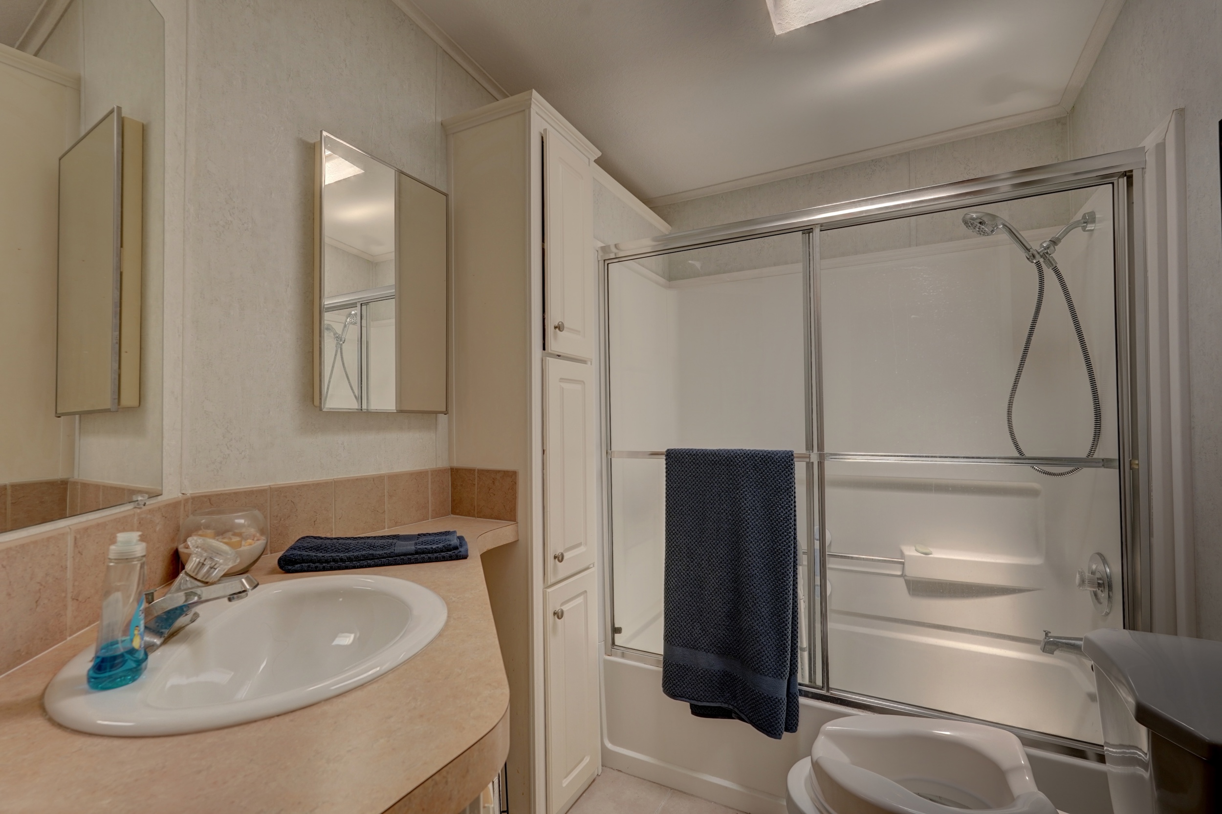 2707 8th Street East, Palmetto, Florida 34221, 3 Bedrooms Bedrooms, ,2 BathroomsBathrooms,55-Plus Mobile Home,For Sale,8th Street East,4884