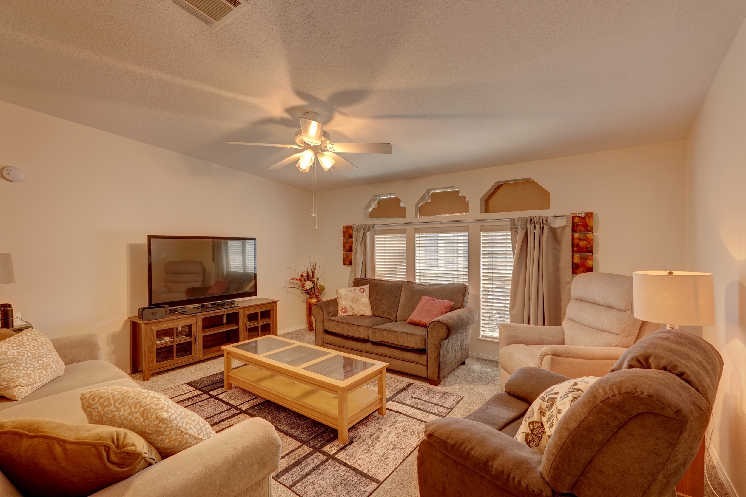 2707 8th Street East, Palmetto, Florida 34221, 3 Bedrooms Bedrooms, ,2 BathroomsBathrooms,55-Plus Mobile Home,For Sale,8th Street East,4884