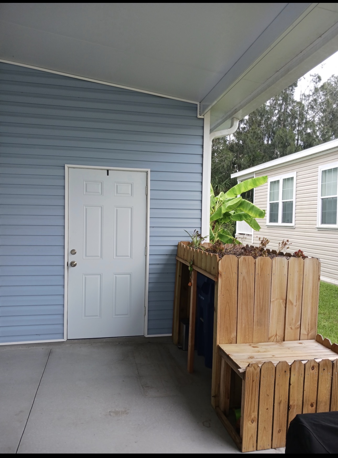 2072 Casita Dr, Sarasota, Florida 34234, 2 Bedrooms Bedrooms, ,2 BathroomsBathrooms,55-Plus Mobile Home,For Sale,Casita Dr,4886