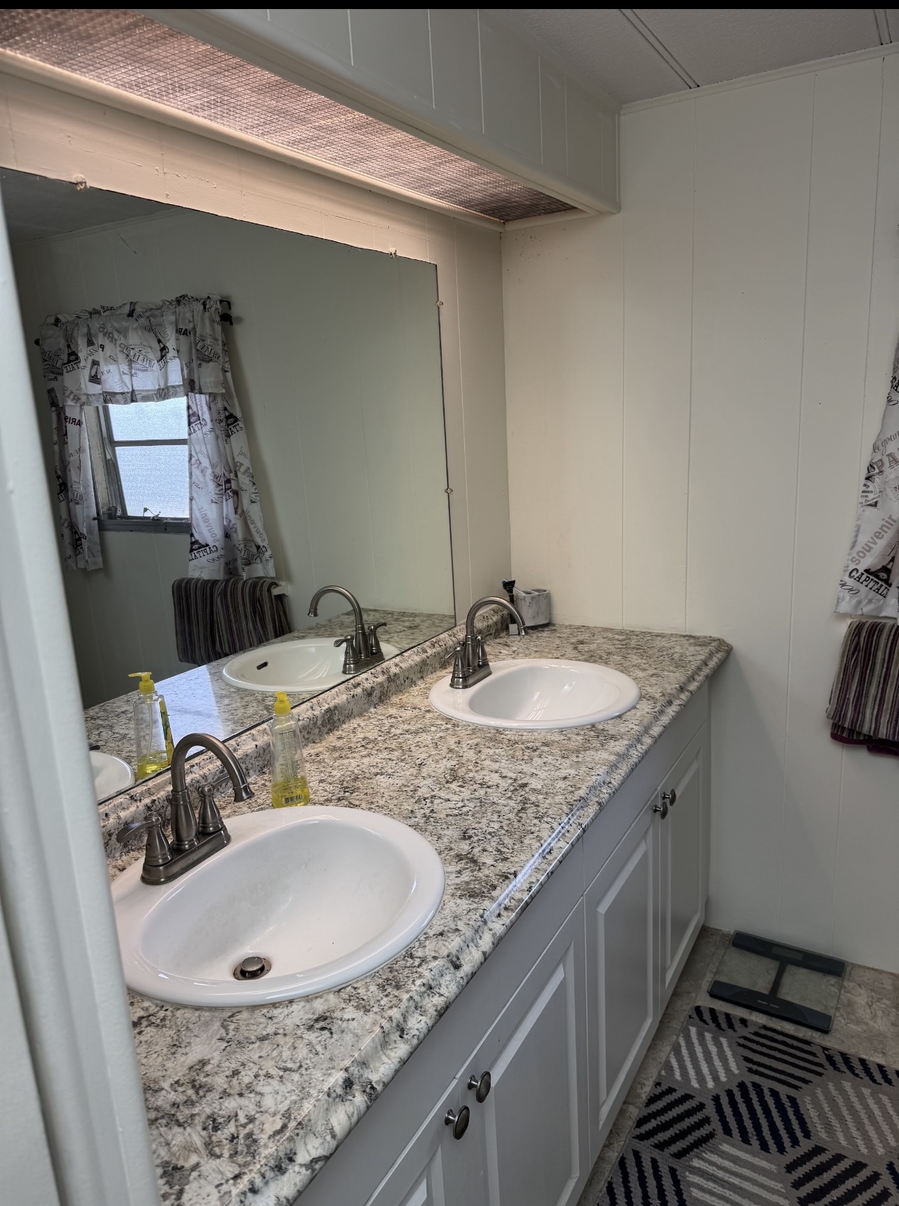 2072 Casita Dr, Sarasota, Florida 34234, 2 Bedrooms Bedrooms, ,2 BathroomsBathrooms,55-Plus Mobile Home,For Sale,Casita Dr,4886