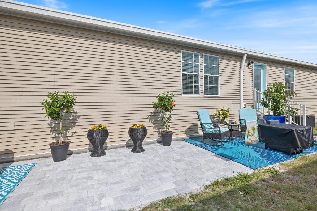 3516 Edam St, Sarasota, Florida 34234, 3 Bedrooms Bedrooms, ,2 BathroomsBathrooms,55-Plus Mobile Home,For Sale,Edam St,4887