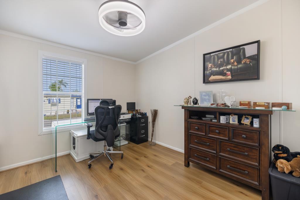 3516 Edam St, Sarasota, Florida 34234, 3 Bedrooms Bedrooms, ,2 BathroomsBathrooms,55-Plus Mobile Home,For Sale,Edam St,4887