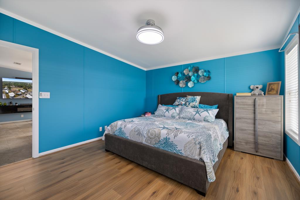 3516 Edam St, Sarasota, Florida 34234, 3 Bedrooms Bedrooms, ,2 BathroomsBathrooms,55-Plus Mobile Home,For Sale,Edam St,4887