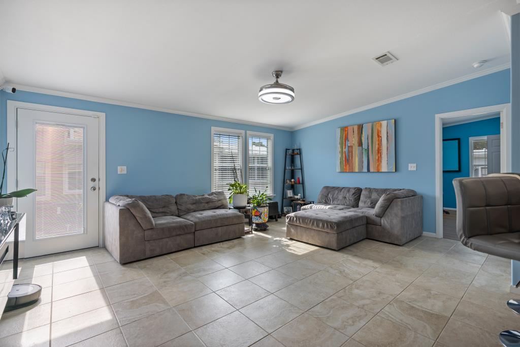 3516 Edam St, Sarasota, Florida 34234, 3 Bedrooms Bedrooms, ,2 BathroomsBathrooms,55-Plus Mobile Home,For Sale,Edam St,4887