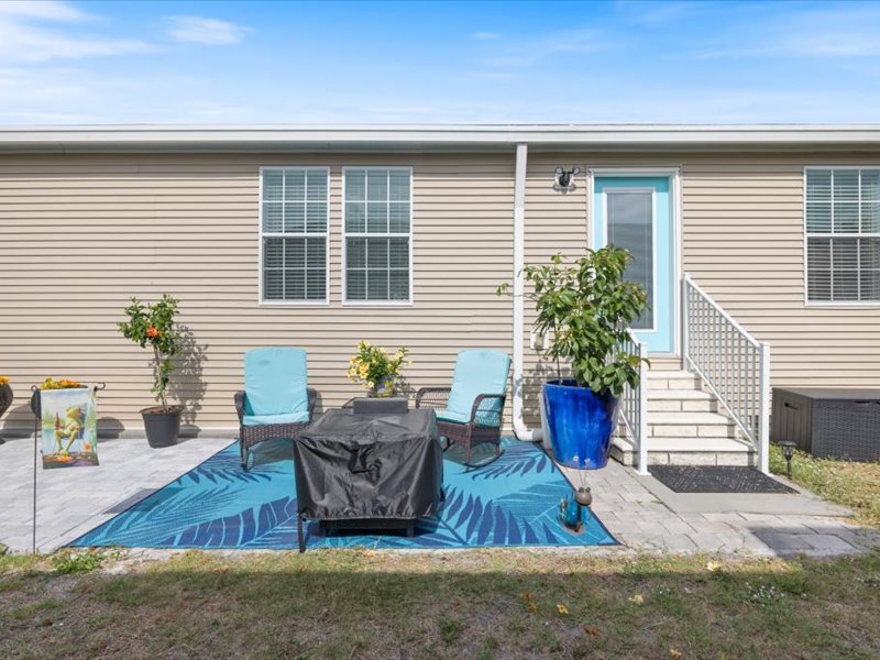 3516 Edam St, Sarasota, Florida 34234, 3 Bedrooms Bedrooms, ,2 BathroomsBathrooms,55-Plus Mobile Home,For Sale,Edam St,4887