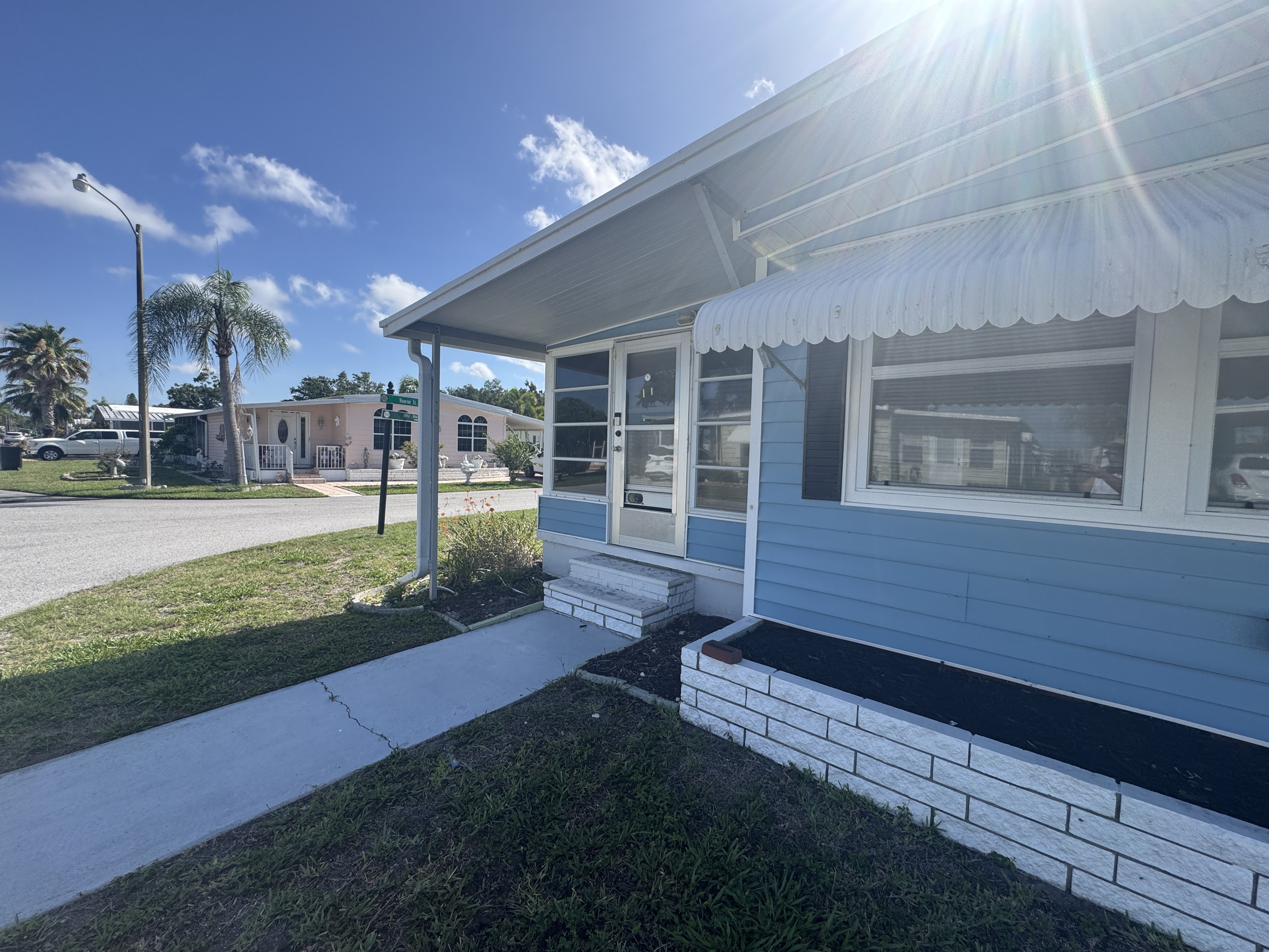 3906 Voorne St, Sarasota, Florida 34234, 2 Bedrooms Bedrooms, ,2 BathroomsBathrooms,55-Plus Mobile Home,For Sale,Voorne St,4888