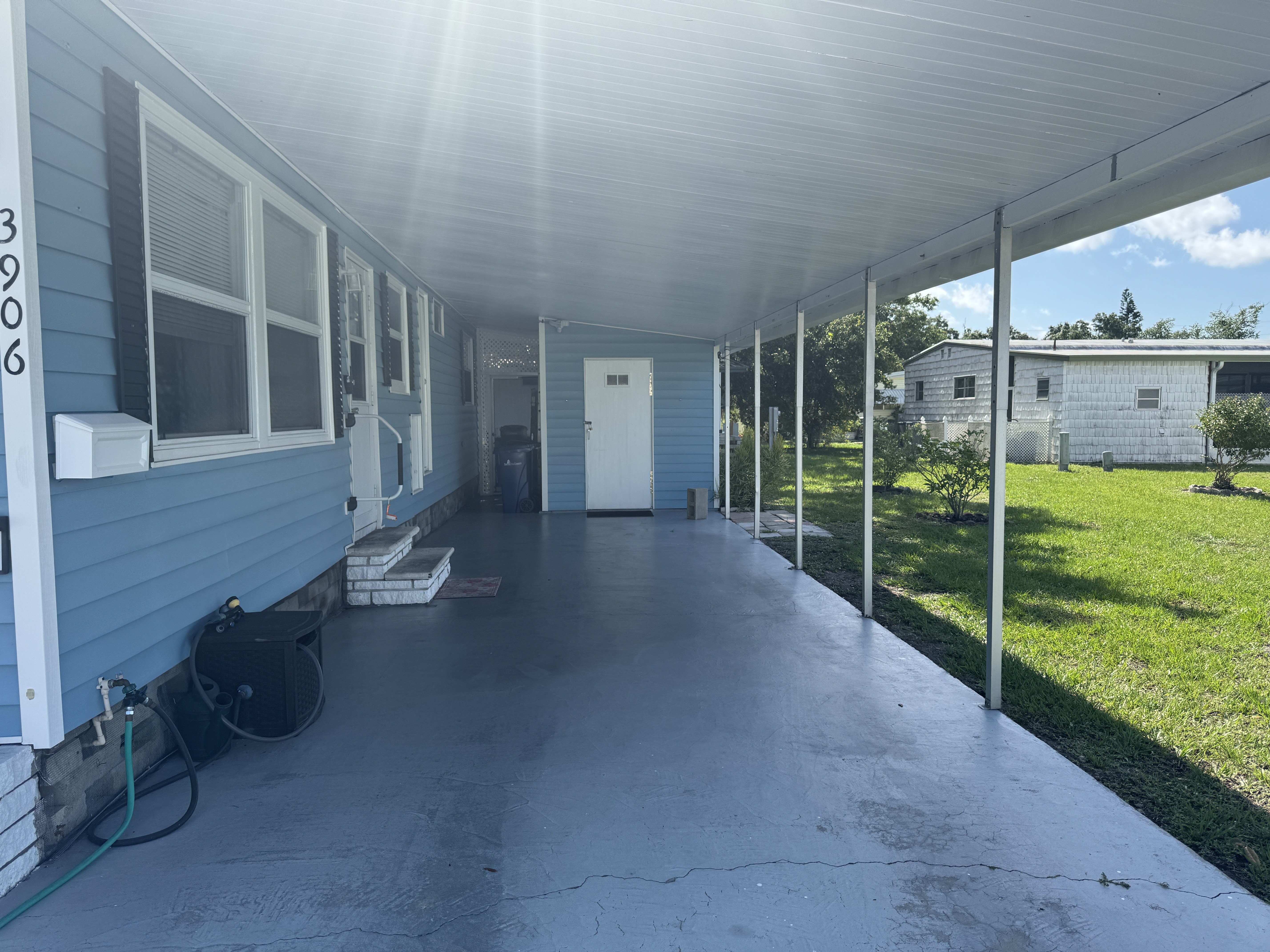 3906 Voorne St, Sarasota, Florida 34234, 2 Bedrooms Bedrooms, ,2 BathroomsBathrooms,55-Plus Mobile Home,For Sale,Voorne St,4888