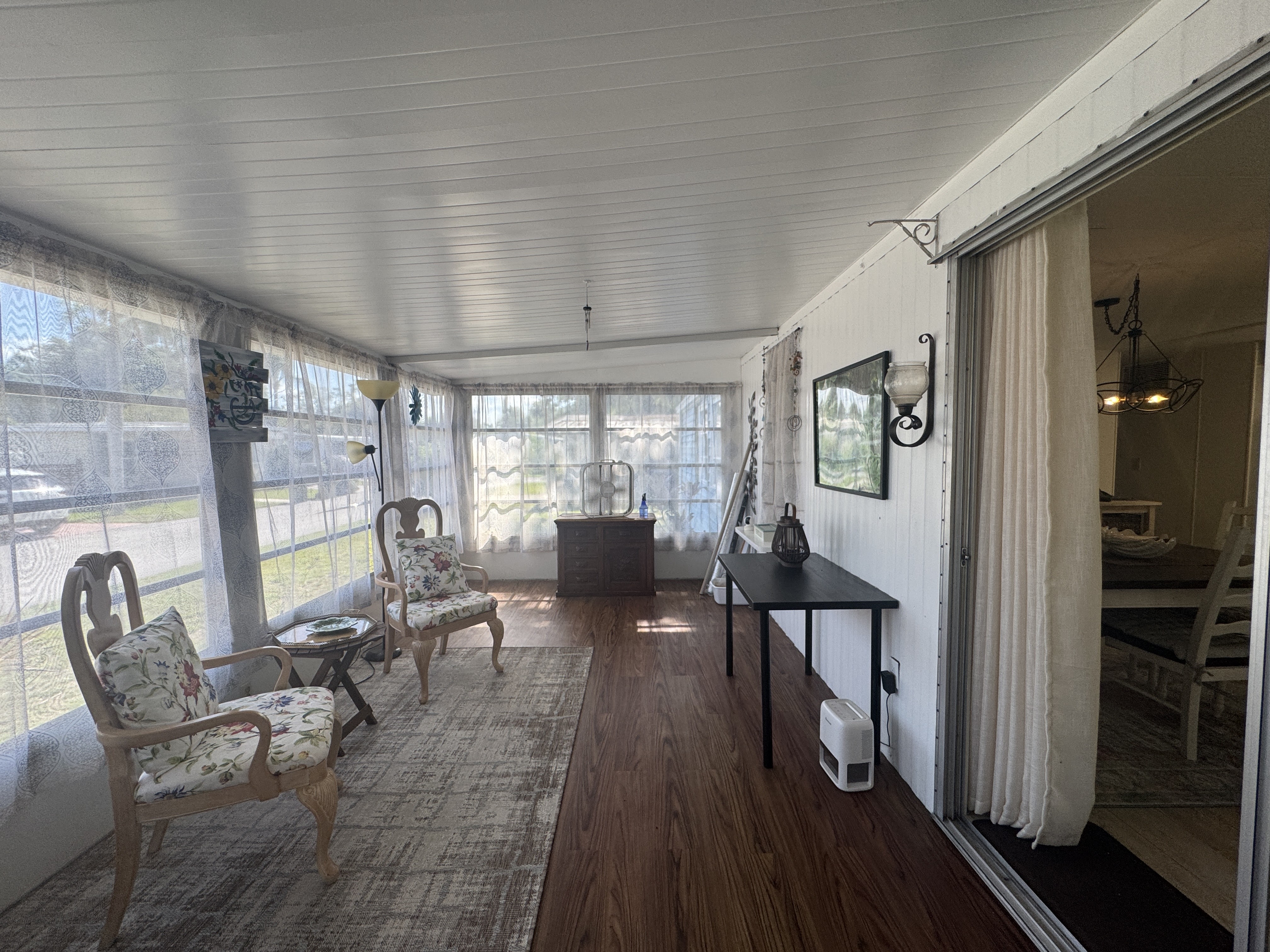 3906 Voorne St, Sarasota, Florida 34234, 2 Bedrooms Bedrooms, ,2 BathroomsBathrooms,55-Plus Mobile Home,For Sale,Voorne St,4888