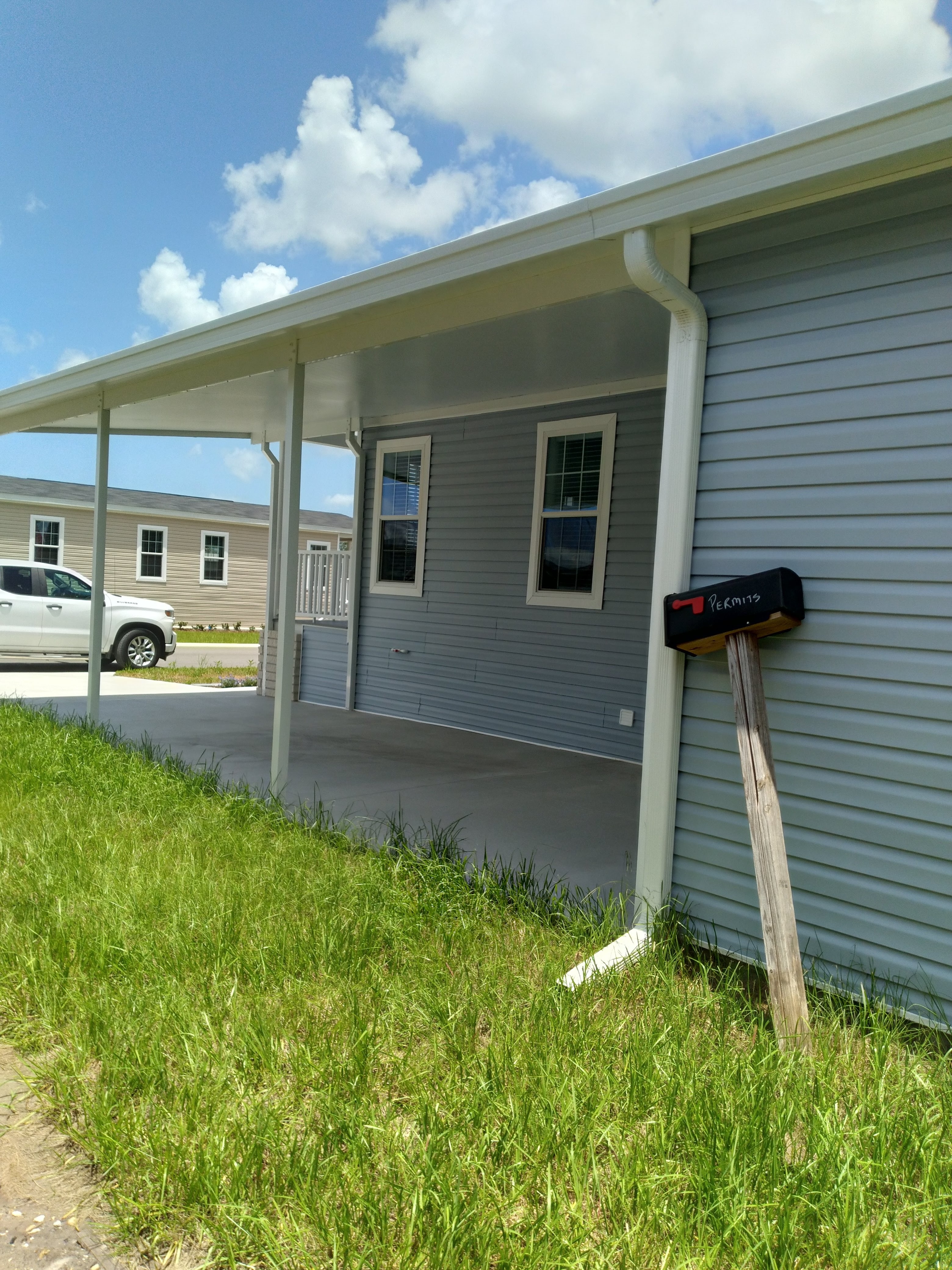 2072 Casita Dr, Sarasota, Florida 34234, 2 Bedrooms Bedrooms, ,2 BathroomsBathrooms,55-Plus Mobile Home,For Sale,Casita Dr,4889
