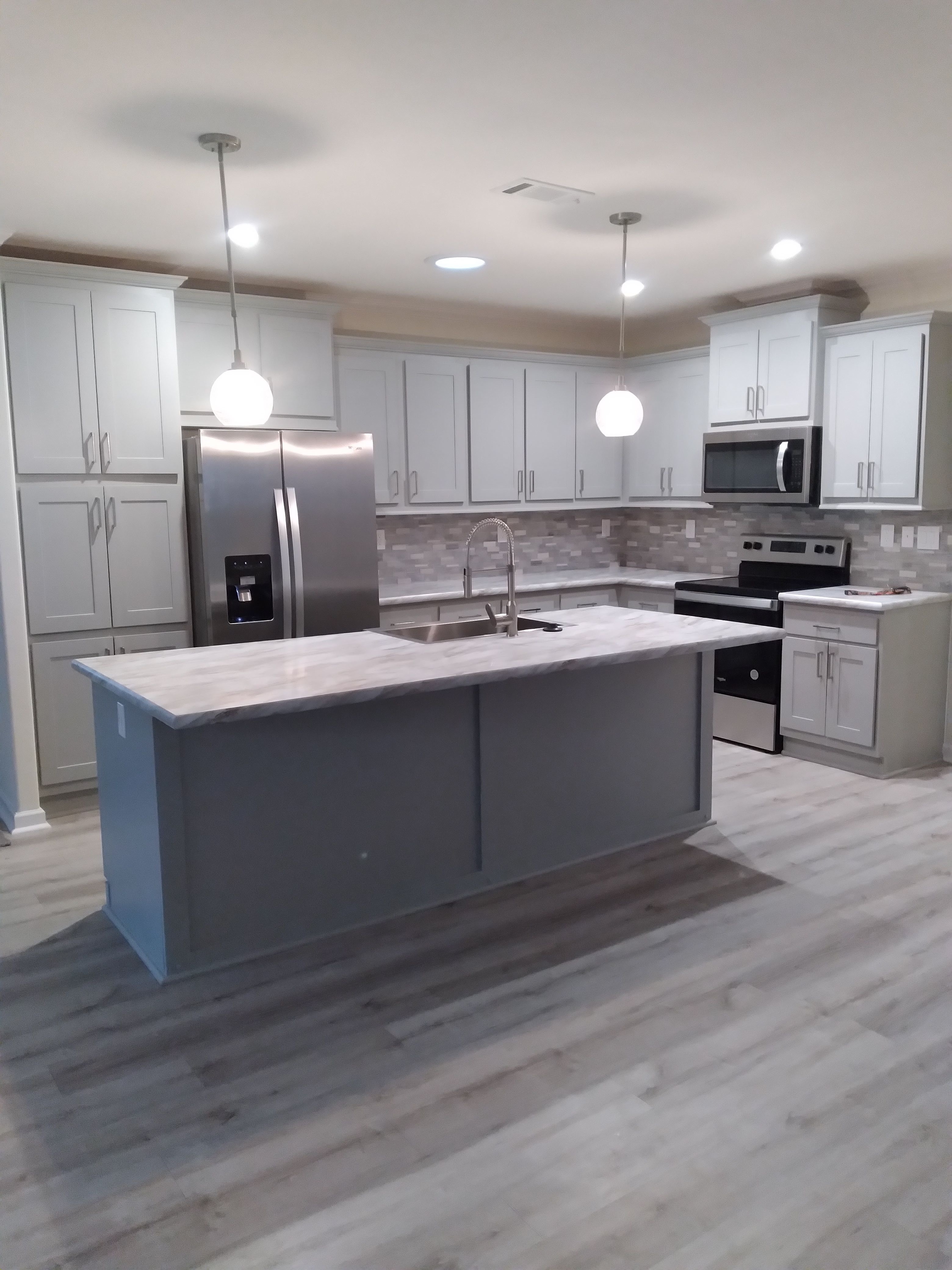 2072 Casita Dr, Sarasota, Florida 34234, 2 Bedrooms Bedrooms, ,2 BathroomsBathrooms,55-Plus Mobile Home,For Sale,Casita Dr,4889