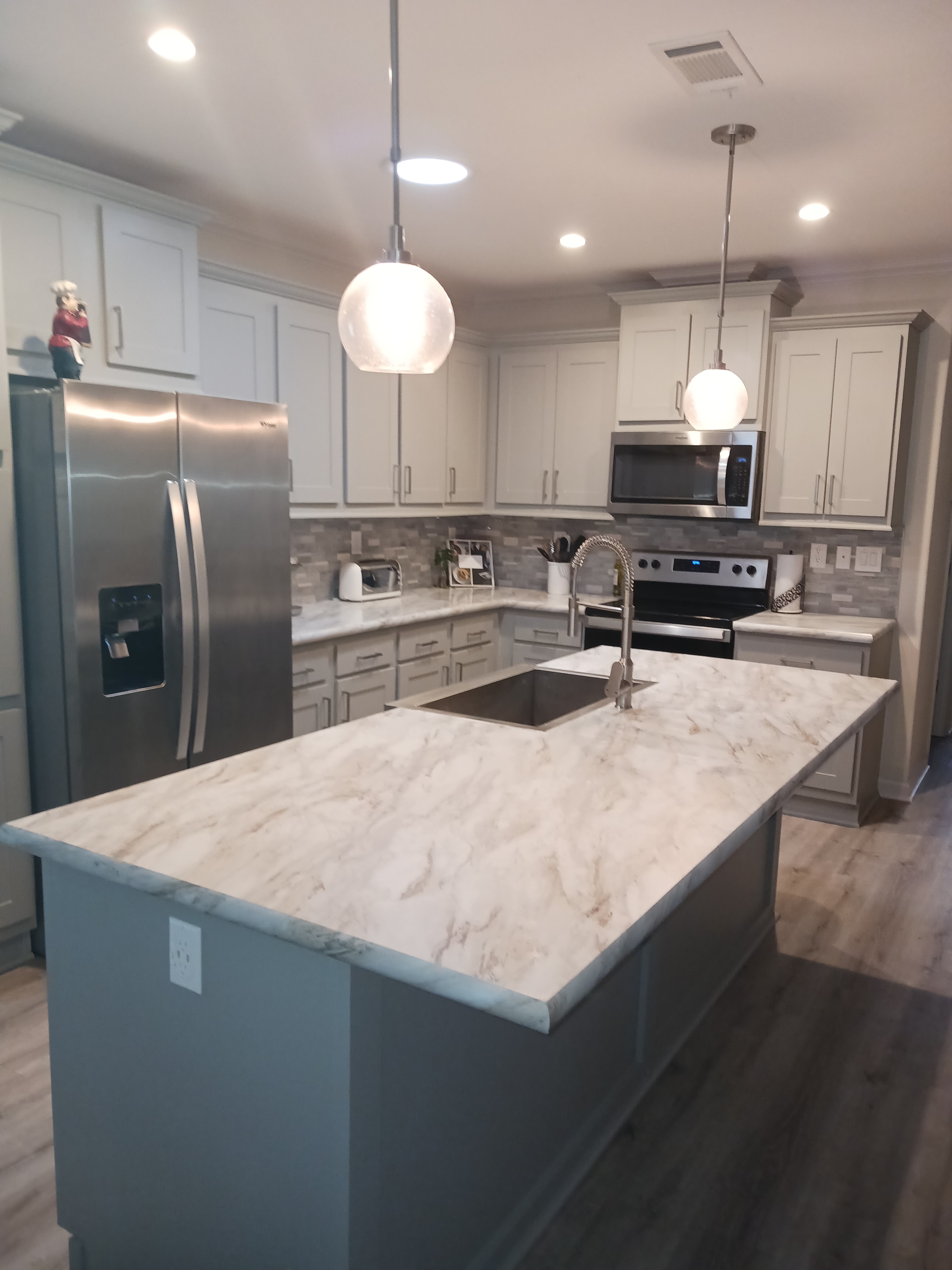 2072 Casita Dr, Sarasota, Florida 34234, 2 Bedrooms Bedrooms, ,2 BathroomsBathrooms,55-Plus Mobile Home,For Sale,Casita Dr,4889