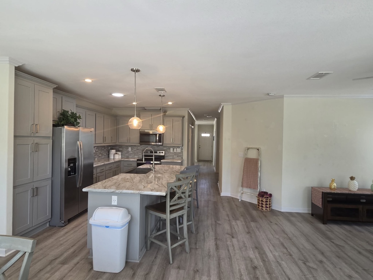 2072 Casita Dr, Sarasota, Florida 34234, 2 Bedrooms Bedrooms, ,2 BathroomsBathrooms,55-Plus Mobile Home,For Sale,Casita Dr,4889