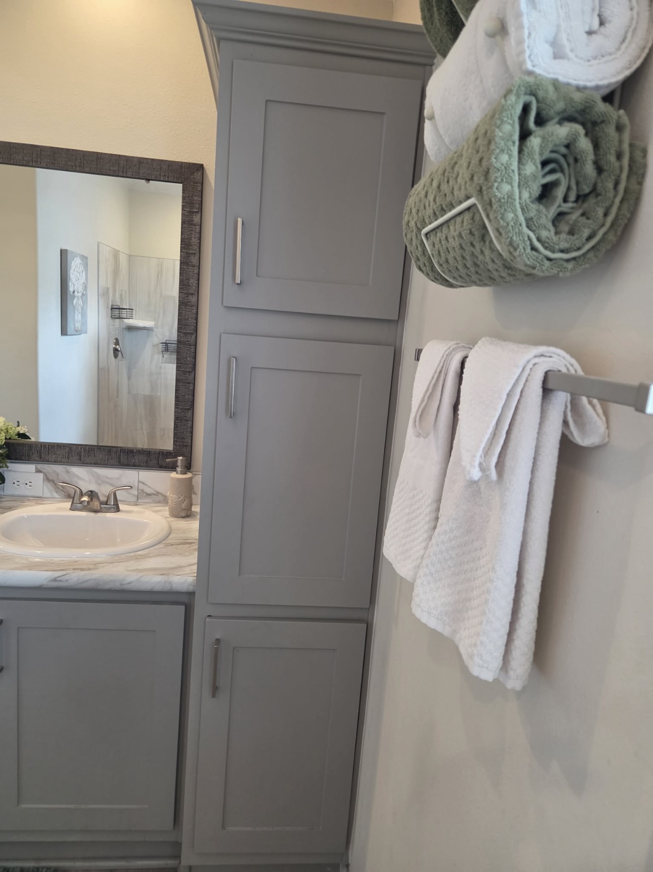 2072 Casita Dr, Sarasota, Florida 34234, 2 Bedrooms Bedrooms, ,2 BathroomsBathrooms,55-Plus Mobile Home,For Sale,Casita Dr,4889