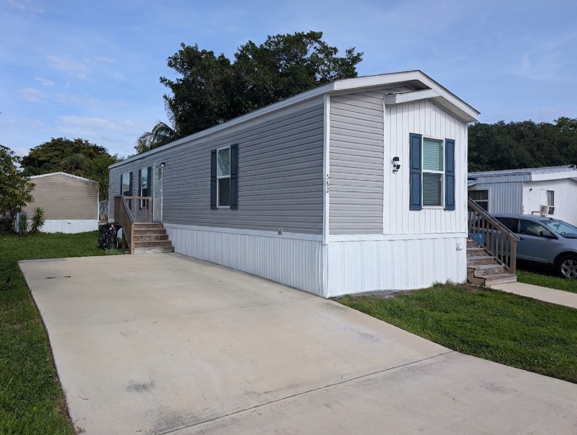 582 SW 132nd Ave, Davie, Florida 33325, 2 Bedrooms Bedrooms, ,2 BathroomsBathrooms,All - Age Mobile Home,For Sale,SW 132nd Ave,4892