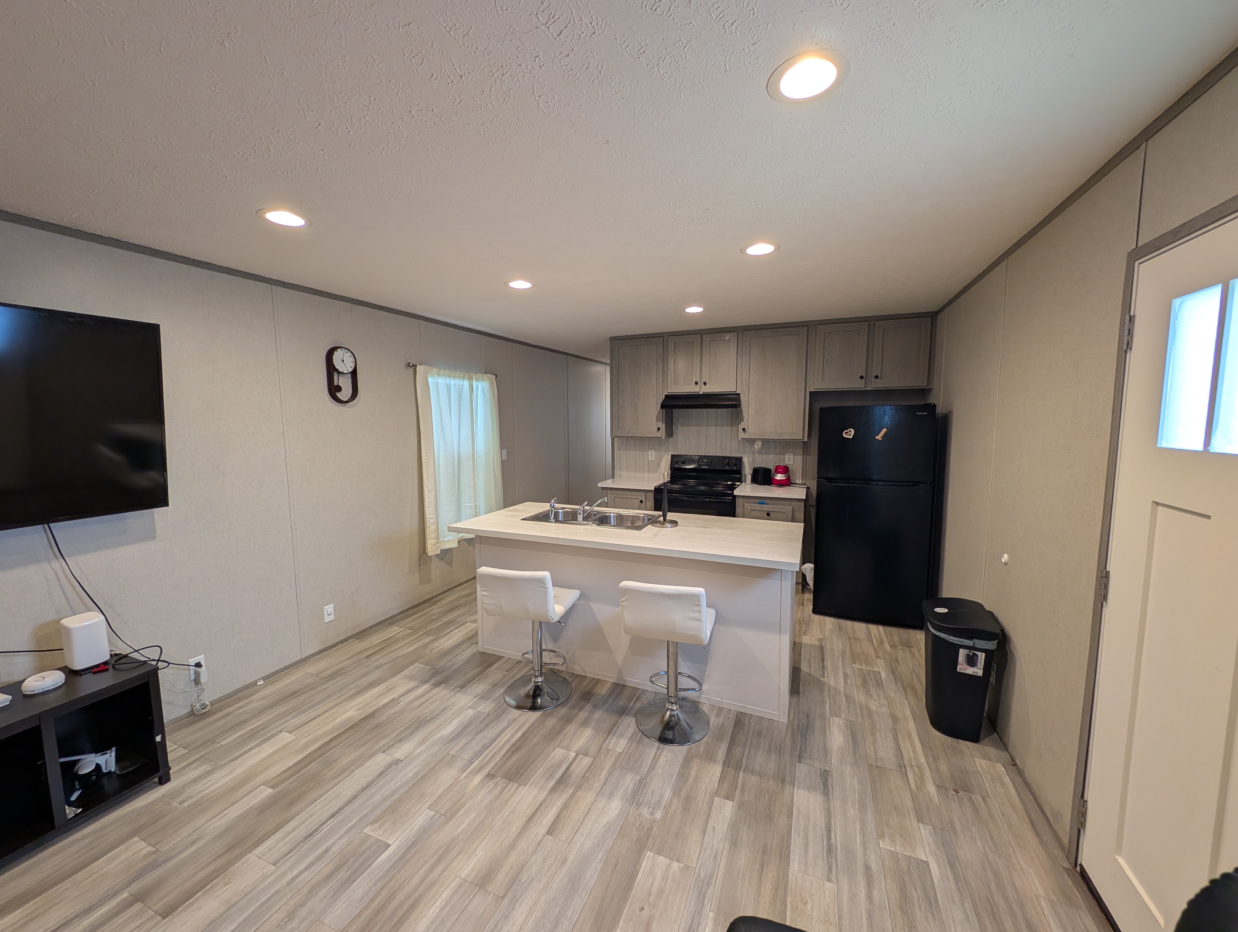 582 SW 132nd Ave, Davie, Florida 33325, 2 Bedrooms Bedrooms, ,2 BathroomsBathrooms,All - Age Mobile Home,For Sale,SW 132nd Ave,4892