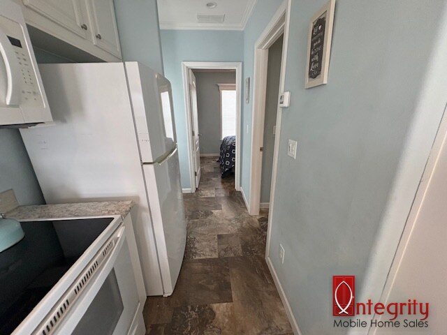 2744 Camper Ave, Kissimmee, Florida 34744, 1 Bedroom Bedrooms, ,1 BathroomBathrooms,All - Age Mobile Home,For Sale,Camper Ave,4897